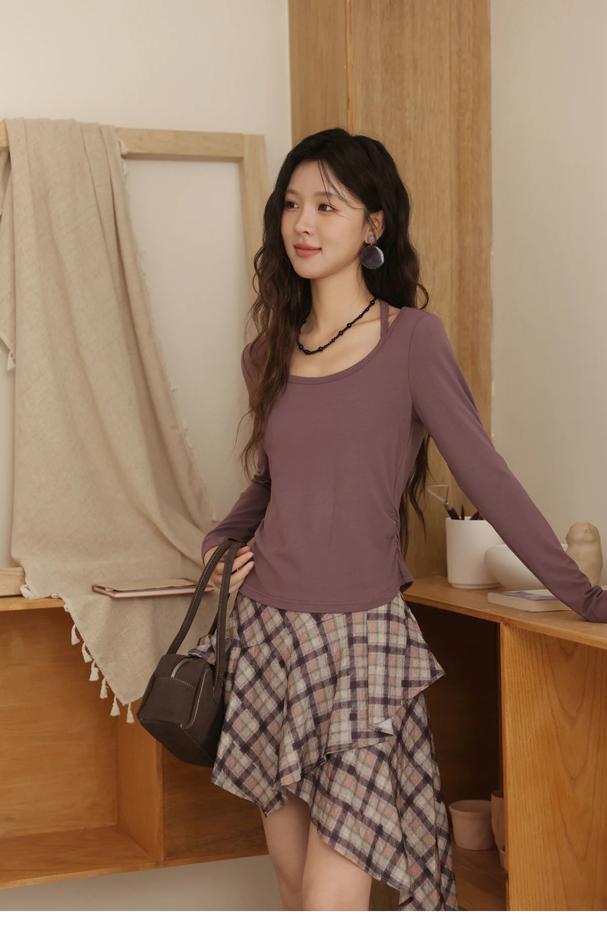 MISHOW Elastic Knitted T-shirts for Women Autumn 2025 Hanging Neck Strap Tees Pleated Waist Slim Long Sleeved Top MXE42T0720