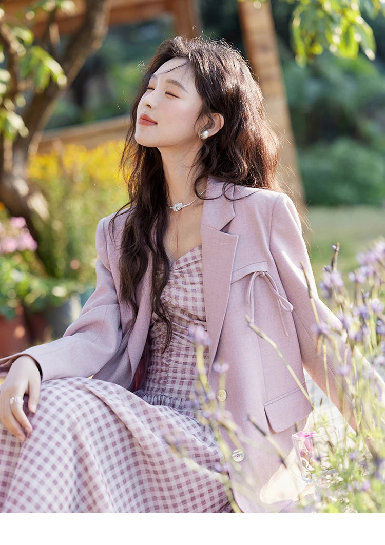 MISHOW Blazers for Women Spring 2025 Shoulder Pads Back Hem Slit Bow Coat Temperament Solid Single Breasted Blazer MXE13W0706