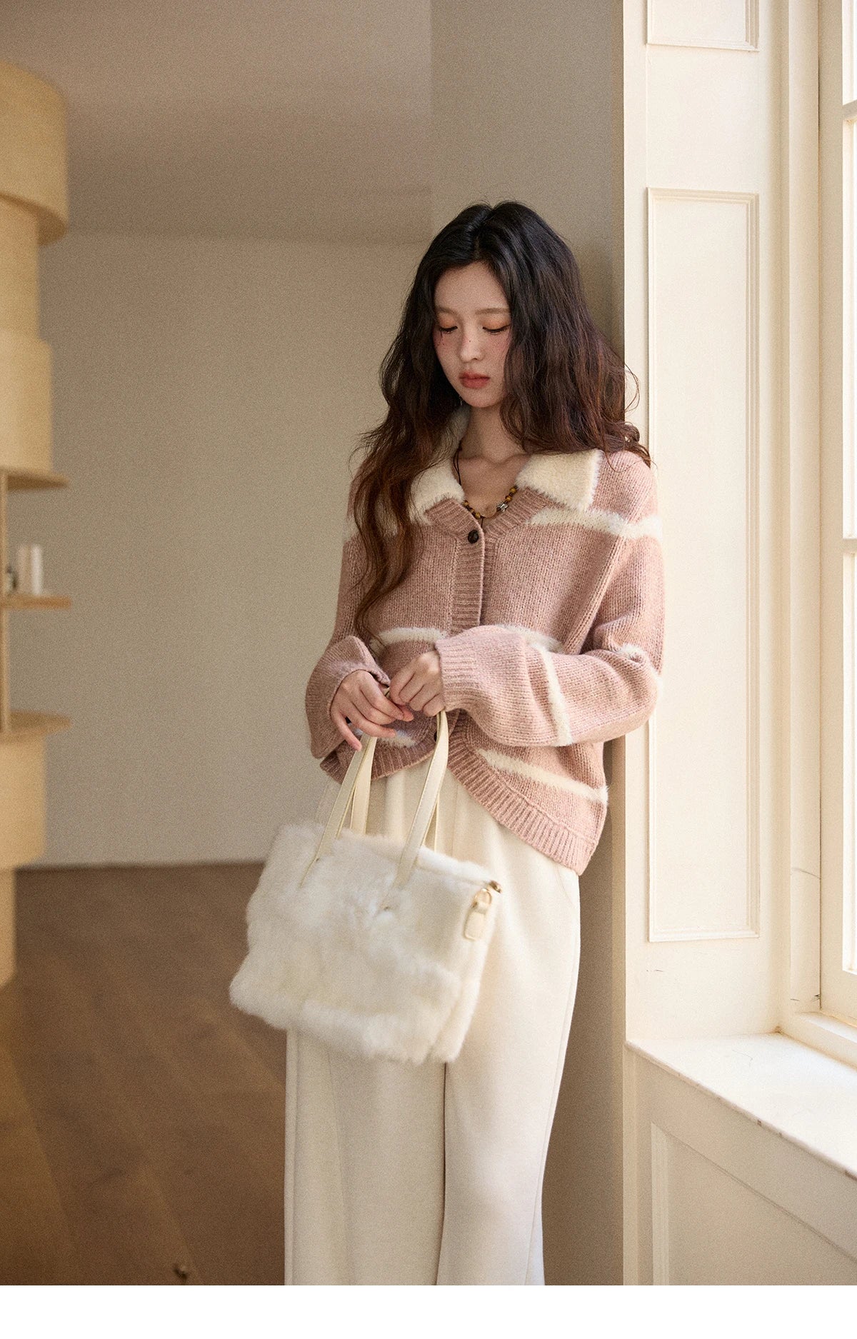 MISHOW Woman Knitted Cardigan 2025 Winter Sweet Style Faux Mink Turn-down Collar Striped Stitching Sweater Commute MXE89Z2668