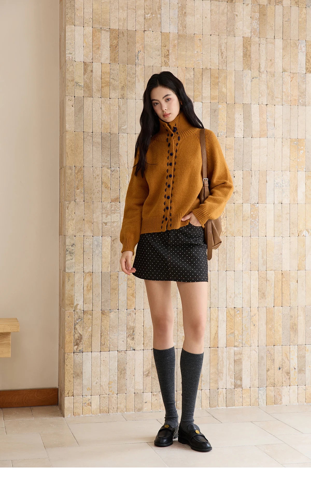 MISHOW Women's Turtleneck Sweater 2025 Retro Long-sleeved Single-breasted Loose Knit Top Casual Winter Woman Cardigan MXE48Z2617