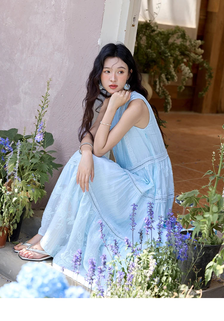 MISHOW Summer Embroidery Dress for Woman 2025 New O-Neck Sleeveless High Waist Hollow Out Lace Splicing Long Dress MXE35L2229