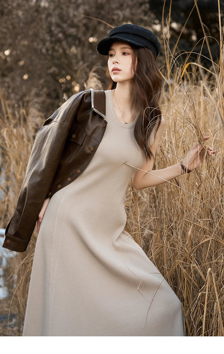 MISHOW Knitted Round Neck Sleeveless Dress for Women 2025 Autumn French Slim Fit Waist Solid A-LINE Pullover Dresses MXC43L1590