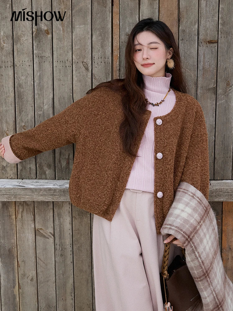 MISHOW Women's Brown Jacket 2025 Winter Retro Warm Round Neck Wool Quilted Coat Commute Short Loose Thick Coat Woman MXE87W0935