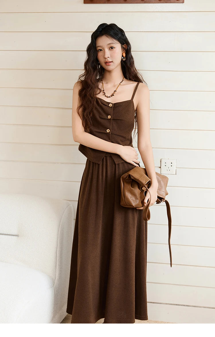 MISHOW Camisole Skirt Suit 2025 Retro Dark Brown Pleated Design Tank Top A-line Skirt Autumn Women's Clothing Set MXE46T1378