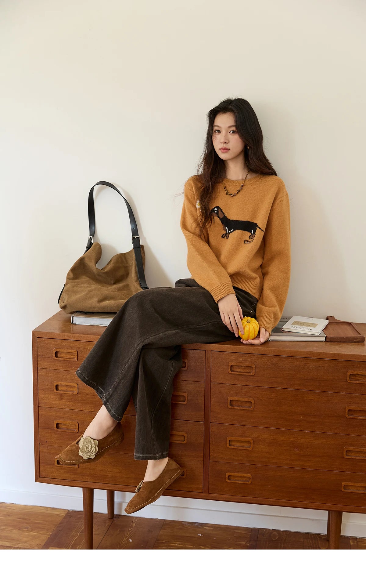 Mishow Orange Sausage Dog Jacquard Pullover MXE48Z2578