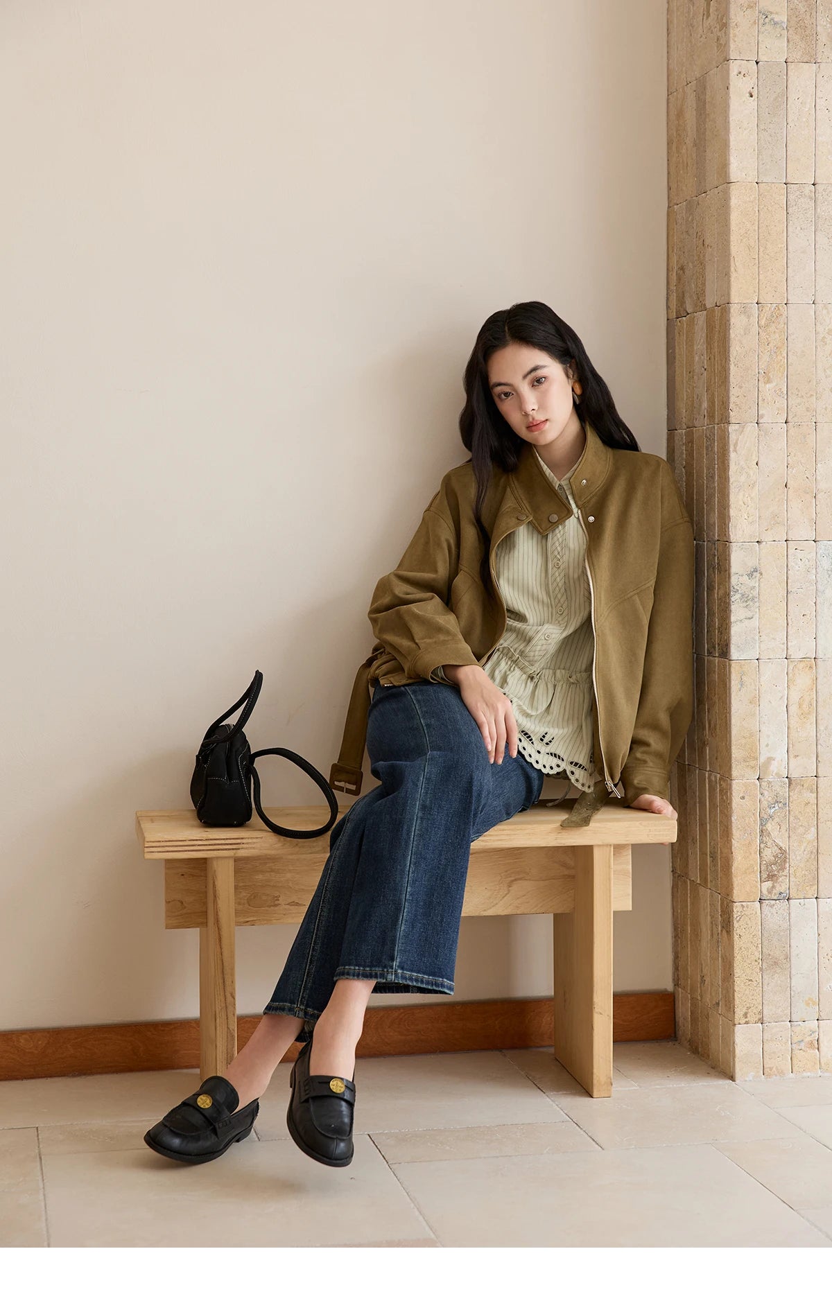 MISHOW Retro Jacket Women 2025 Autumn Winter Warm Stand Collar Casual Jacket Slim Design Zipper Jacket Woman Clothes MXE49W0853