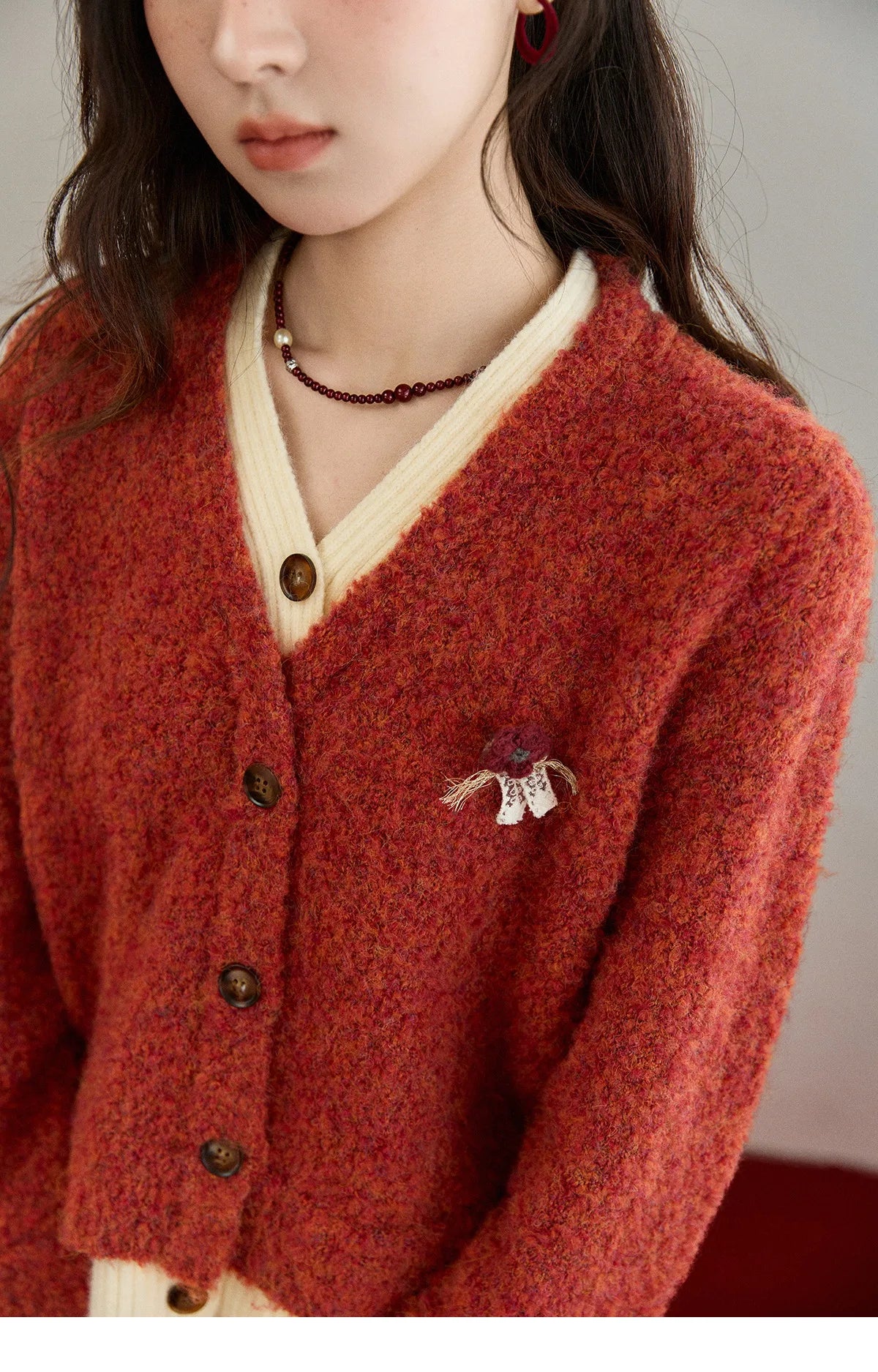 MISHOW Christmas Women’s Knitwear Cardigan Winter 2025 Faux Fur Tops V-neck Warm Sweater Fake Two Contrasting Sweater MXE91Z2777