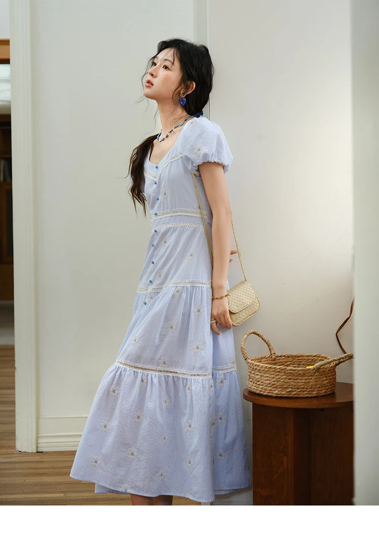 Mishow French Sweet Flower Embroidery Puff Sleeve Dress MXE35L2271