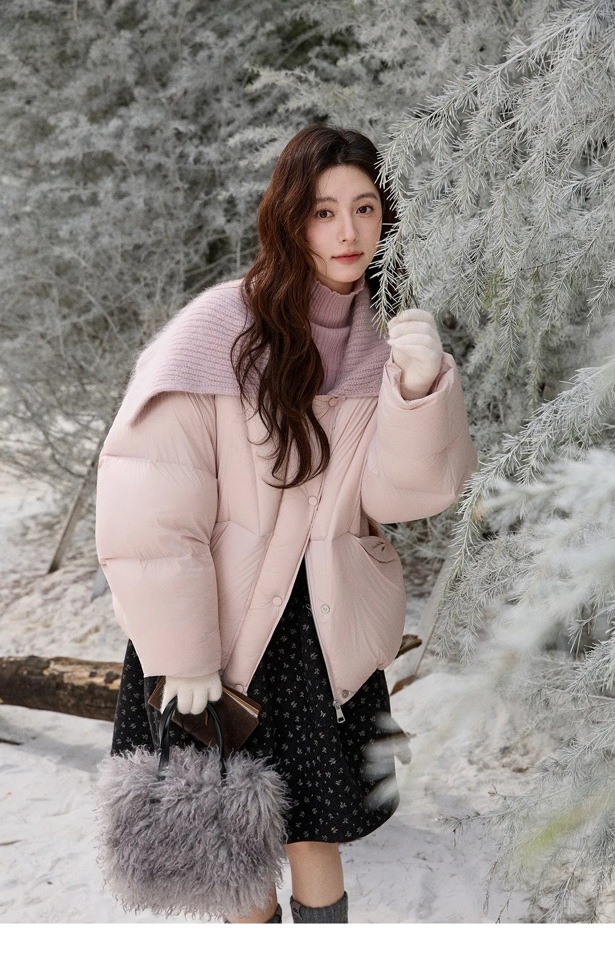 MISHOW Woolen Lapel Short Down Jacket 2025 Winter Women Thick Warm Down Jacket Pink Bread Jacket Commuting Outerwear MXE92Y0089