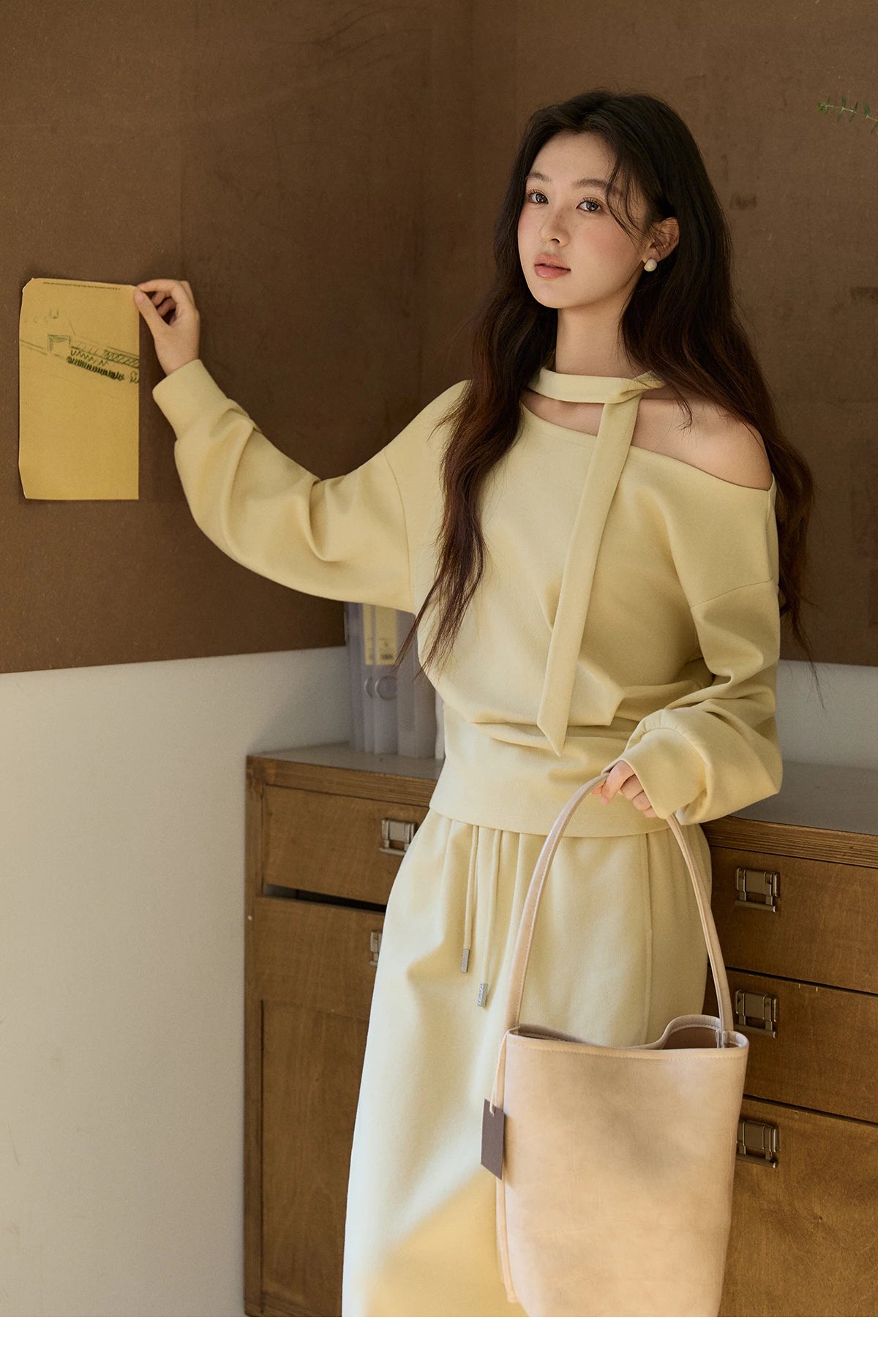 MISHOW Women's Light Yellow Two-Piece Set Asymmetrical Off-shoulder Pullover Top Rear Fork Midi Skirt Set with Ribbon MXE11T1489