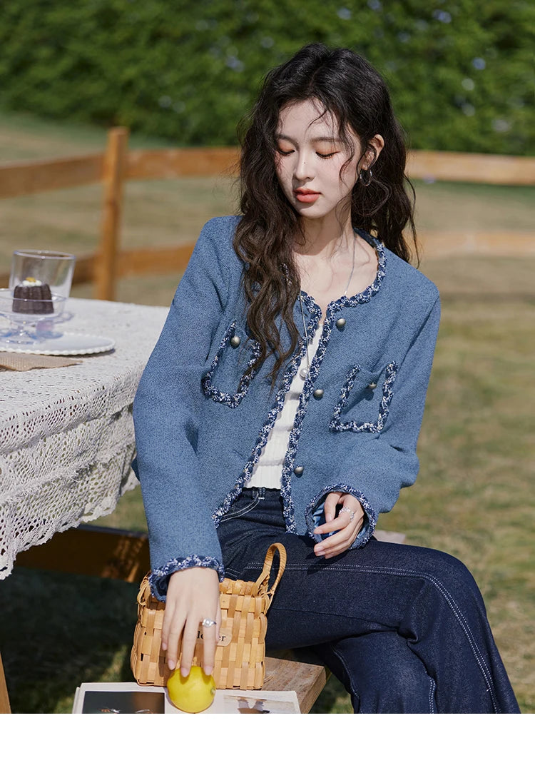 MISHOW Retro Fragrant Style Jacket for Women Spring 2025 Shoulder Pads Coarse Tweed Splicing Ribbon Blue Suit Coats MXE13W0705