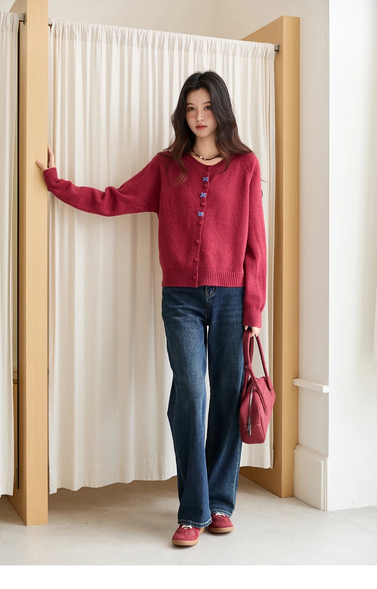 MISHOW Red Knitted Cardigan for Women 2025 Autumn Round Neck Single Breasted Buckle Embroidered Casual Cardigans Lady MXE47Z2621