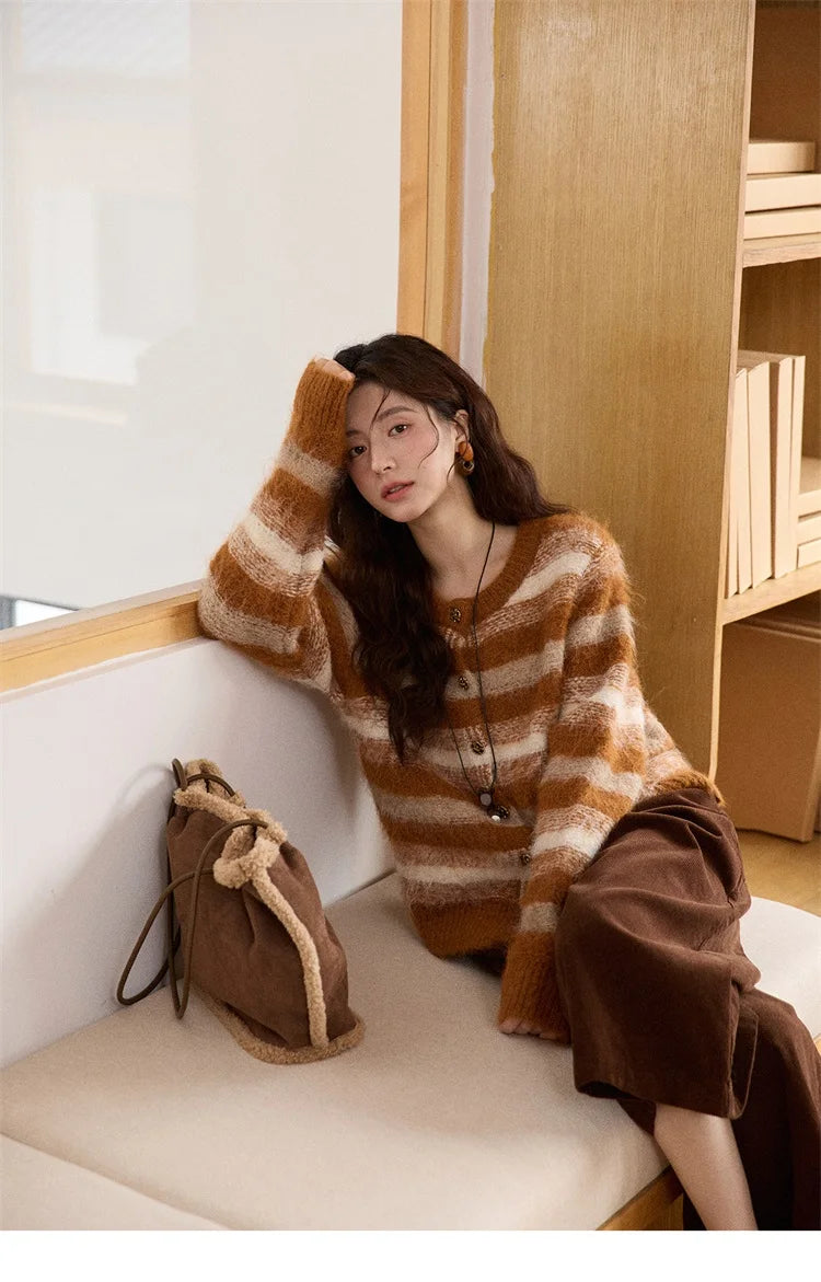 MISHOW Women's Cardigan Wool 2025 Winter Retro Striped Round Neck Long Sleeved Knitted Top Warm Comfortable Cardigan MXE87Z2723