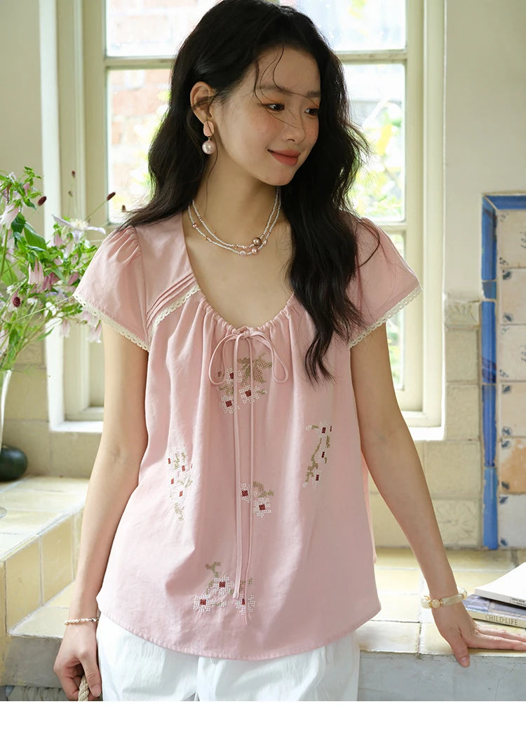 MISHOW Fashion Embroidery Flower Blouses for Woman 2025 Summer O-Neck Lace Up Flying Sleeve Lace Spliced Loose Top MXE39X1880