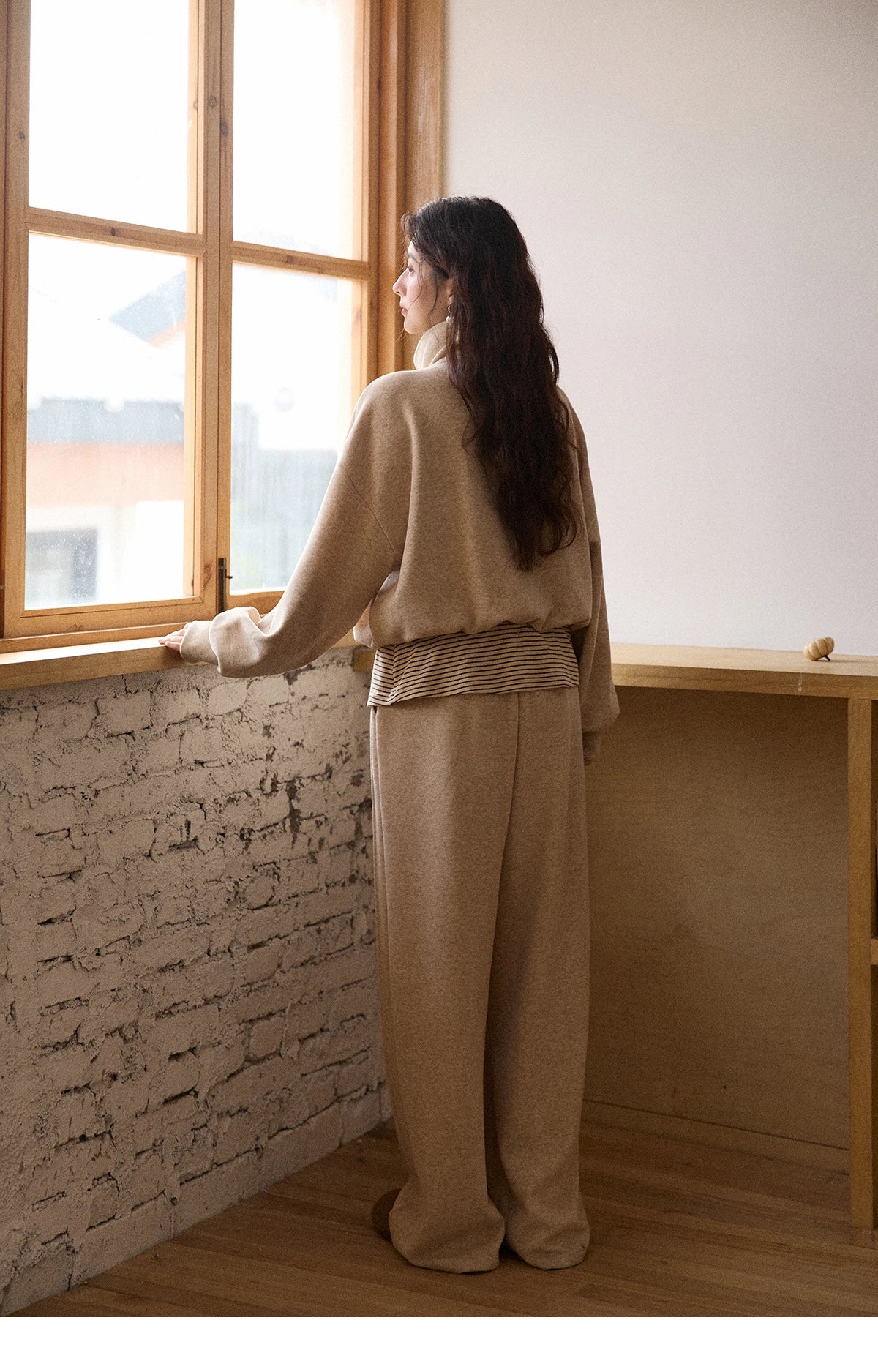 MISHOW Woman Pants Set 2025 Winter Casual Retro Sweatshirt Set Striped Lapel Half-Zip Sweatshirt Wide Leg Pants MXE87T1425