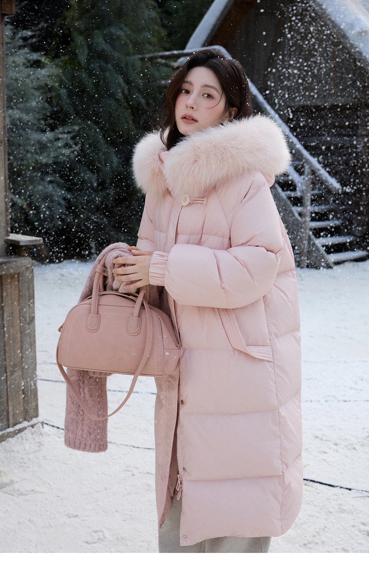 MISHOW Women's Long Down Coats 2025 Winter Fox Fur Collar 90% White Duck Down Down Jacket Warm Coat Large Pockets MXD112Y0070