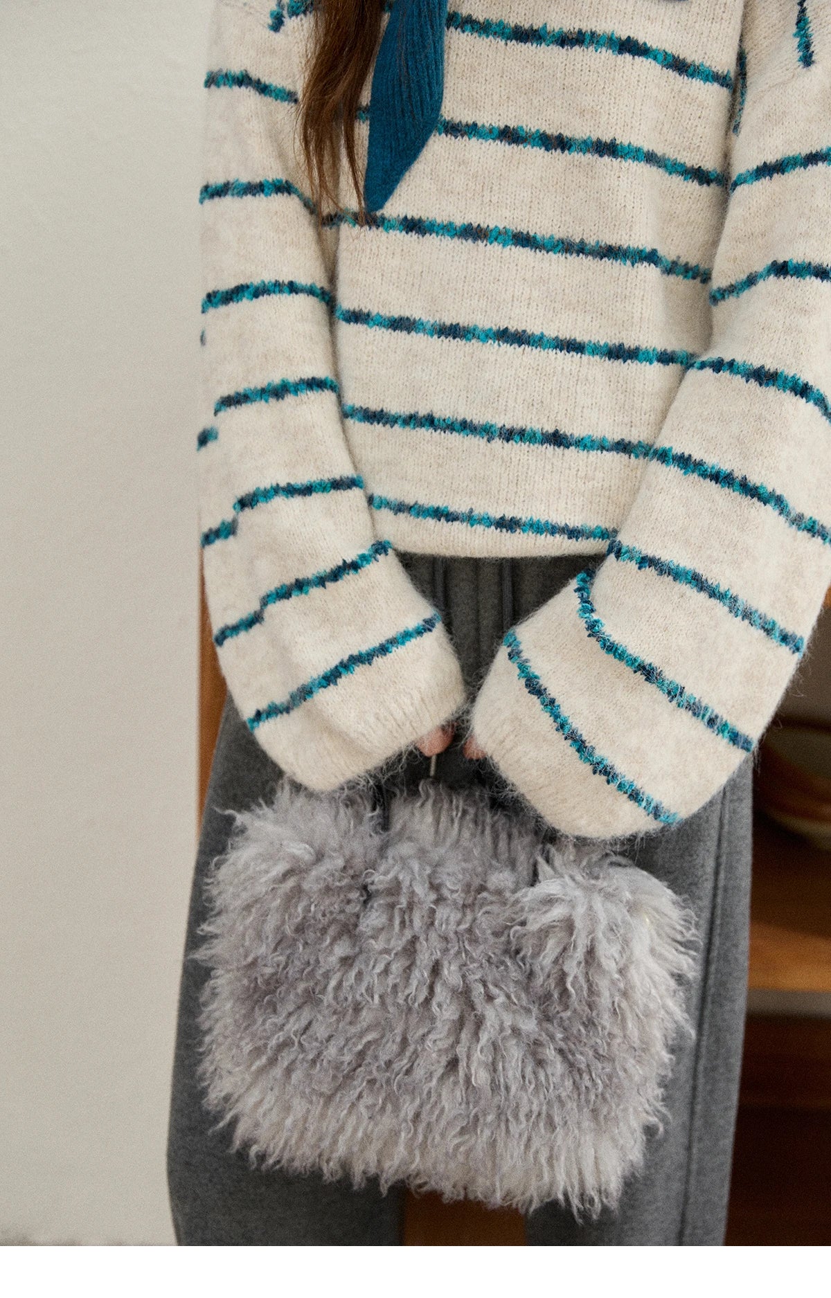 MISHOW Women's Blue Striped Sweater 2025 New Alpaca Wool Shawl Scarf Set Retro Loose Casual Knit Top Winter Clothes MXE90Z2821