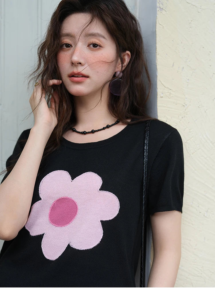 MISHOW Contrast Color Flower Knitted T-shirts for women 2025 Summer New Round Neck Top Women's Clothing Commute Tee MXE39Z1311