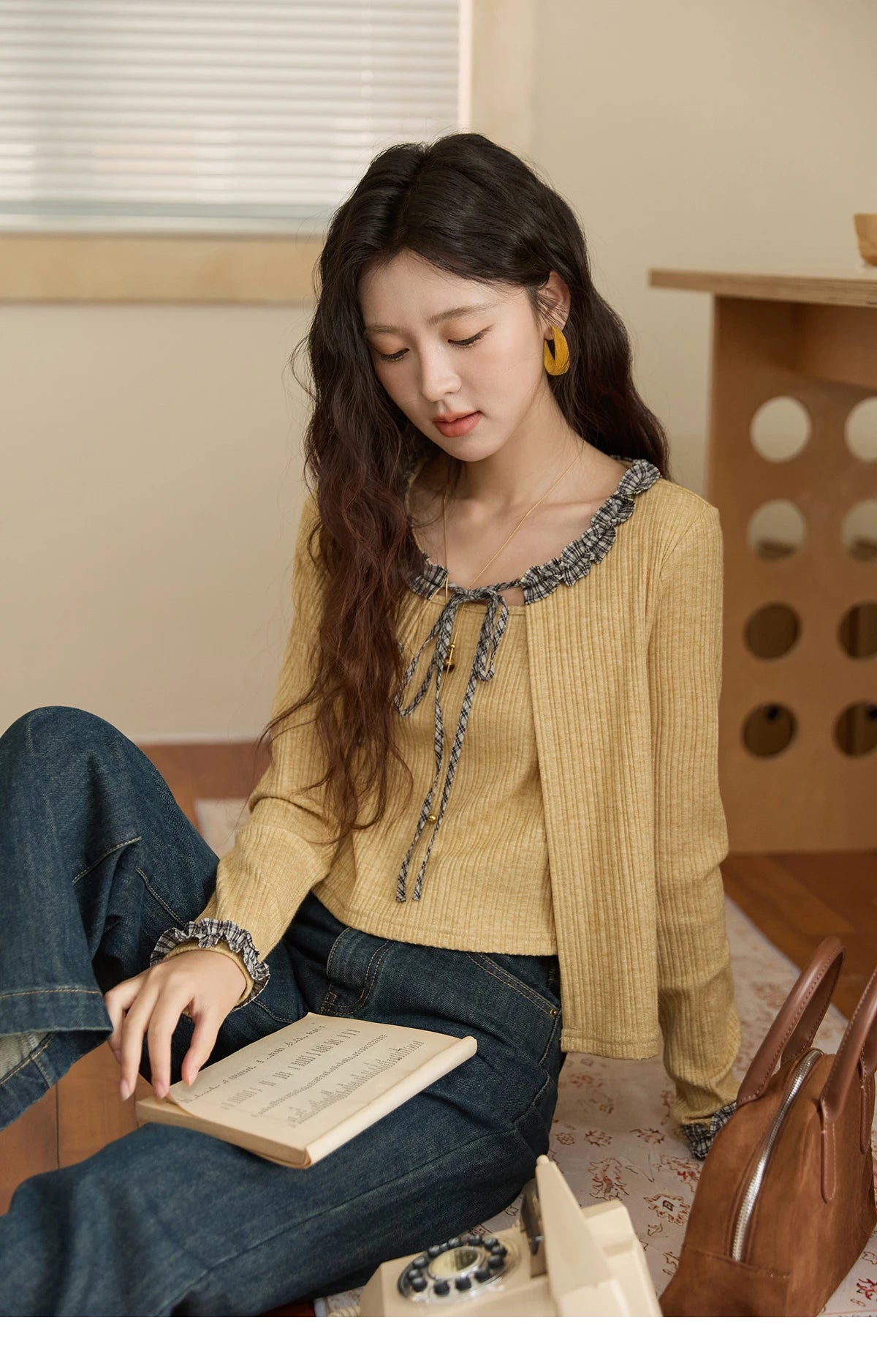 MISHOW Plaid Black Fungus Edge Tied Knitted Sweater for Women Autumn 2025 Pit Striped Knitted Fake Two-piece Top MXE44Z1361