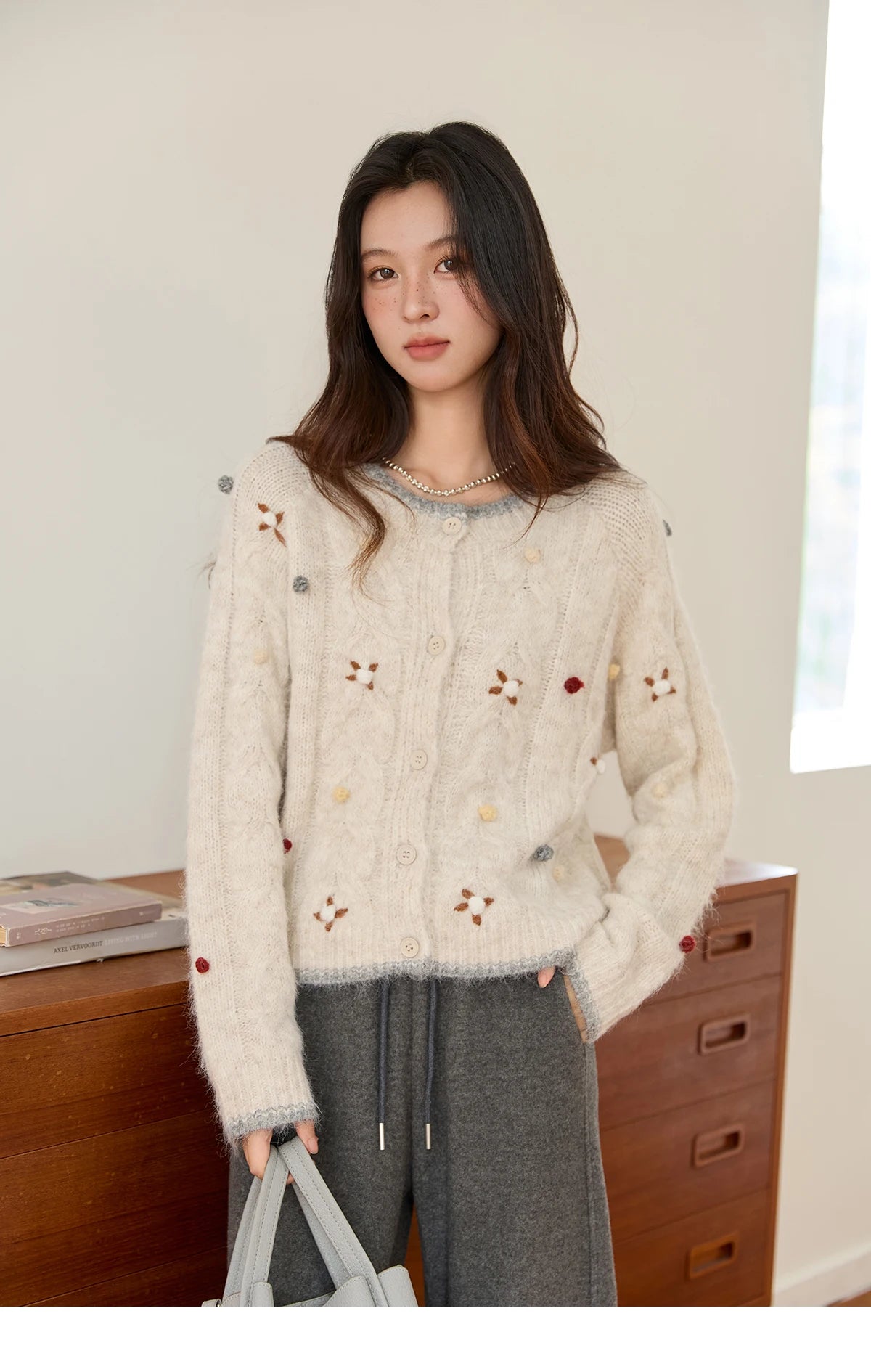 MISHOW Hand-crocheted Knitted Cardigan for Women 2025 Autumn Luxury Long Sleeves Wool Blended Loose Casual Tops MXE48Z2575