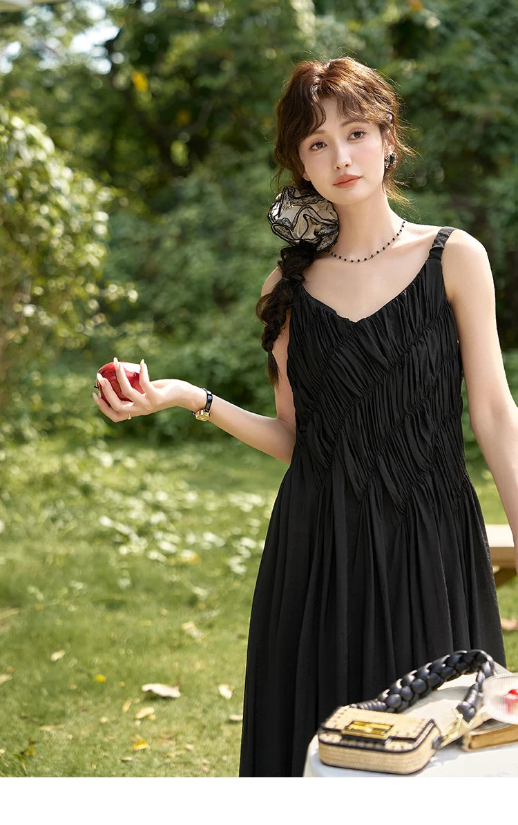 MISHOW French Retro Pleated Upper Suspender Dress for Women 2024 Summer Vacation Sleeveless Solid Mid Length Dresses MXD26L1939