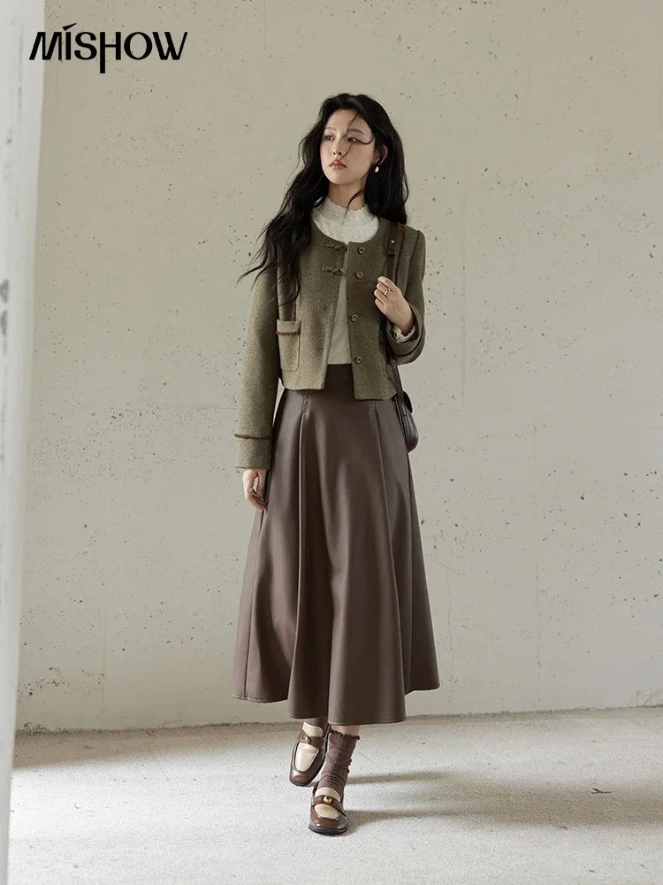 MISHOW Fashion Plaid Tweed Coat Women Premium Elegant Gentle Tweed Jacket Single Breasted Long Sleeve Loose Short Top MXD46W0449