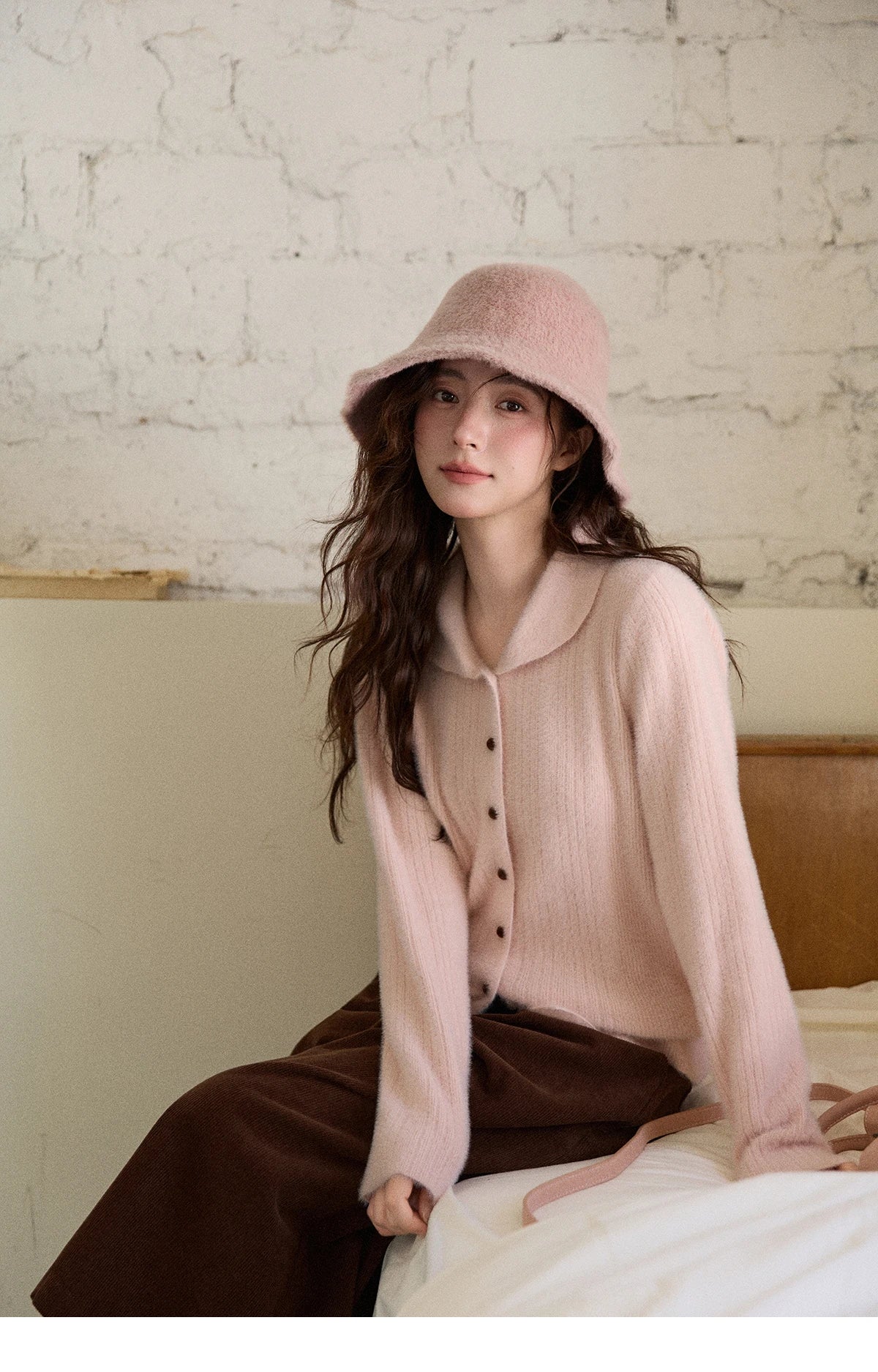 MISHOW Woman Yellow Cardigan 2025 Winter Imitation Mink Fur Knitted Cardigan Turn-down Collar Long Sleeves Soft Top MXE89Z2671