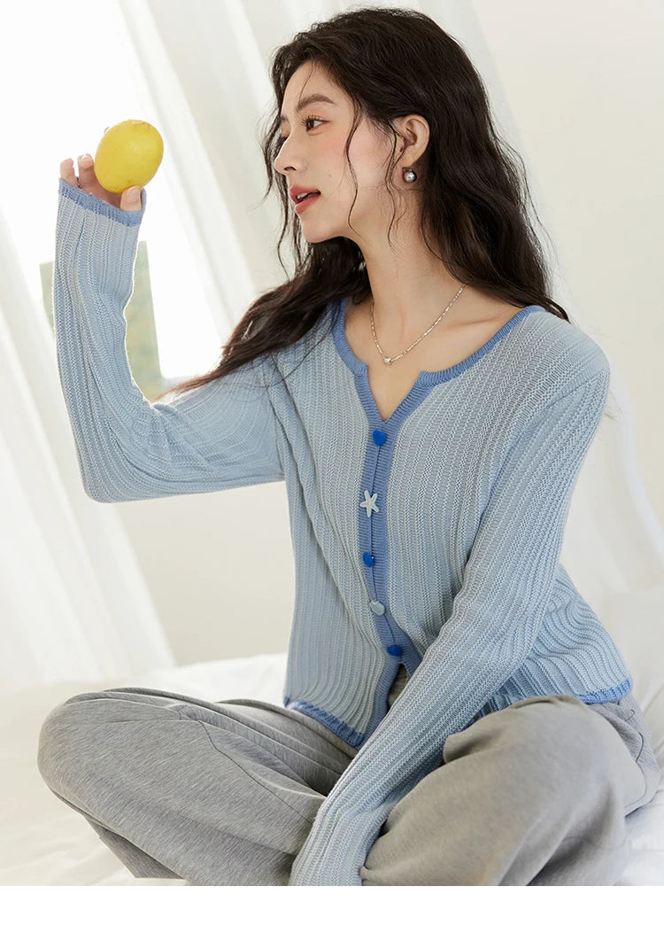 MISHOW Wool Blend Blue Contrasting Knitted Top 2025 Spring Slim Fit Base Sweater Women V Neck Shell Button Sweet Tops MXE14Z1184