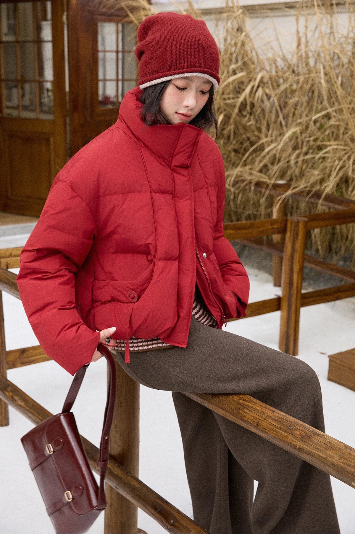 MISHOW New Striped Knitted Cardigan 2025 Autumn Winter Retro Stand-up Collar Raglan Sleeve Cardigan Commute Loose Top MXE88Z2690