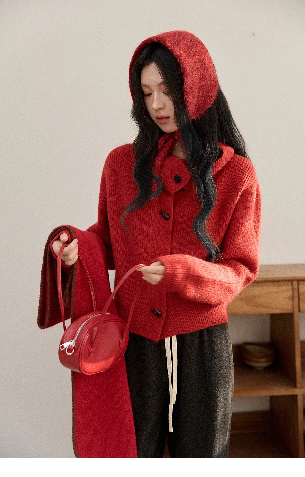 MISHOW Women's Retro Red Bull Horn Button Sweater 2025 Winter Arctic Velvet Warm Knitted Sweater Excluding Headscarf MXE90Z2819