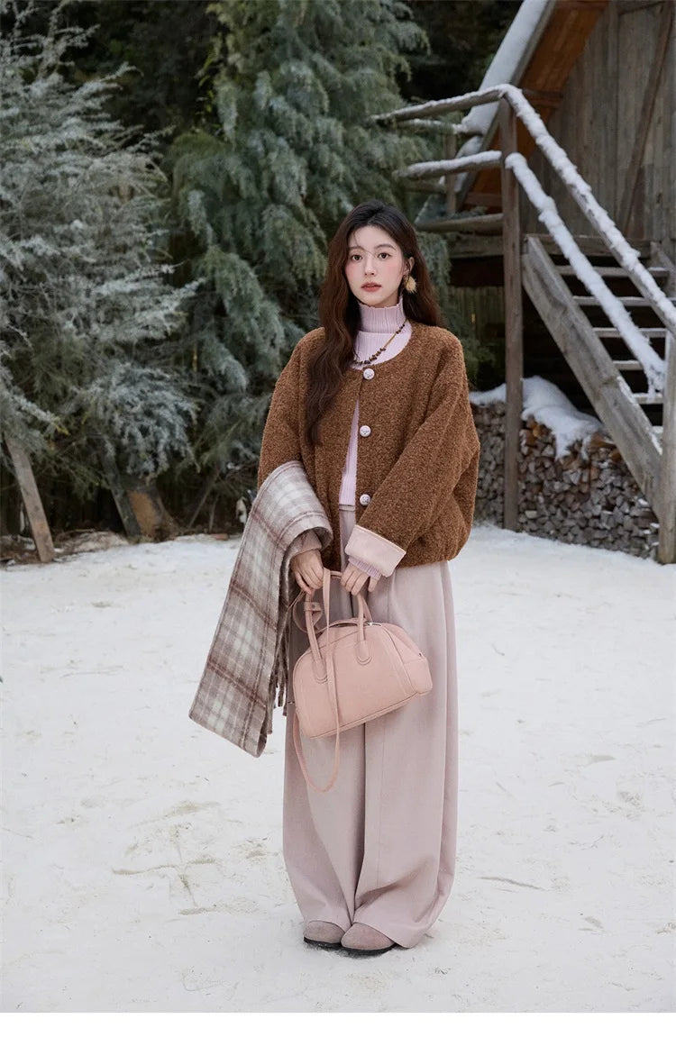 MISHOW Women's Brown Jacket 2025 Winter Retro Warm Round Neck Wool Quilted Coat Commute Short Loose Thick Coat Woman MXE87W0935
