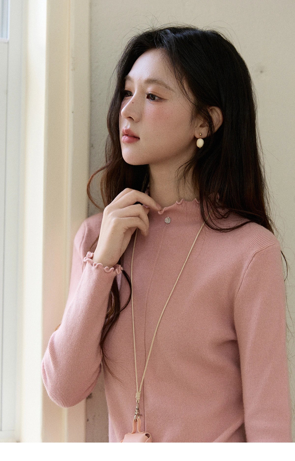 MISHOW Women's Knitted Long-Sleeved Top 2025 Winter Solid Slim Fit Ruffled Turtleneck Sweater Warm Soft Commuting Top MXE91Z2826