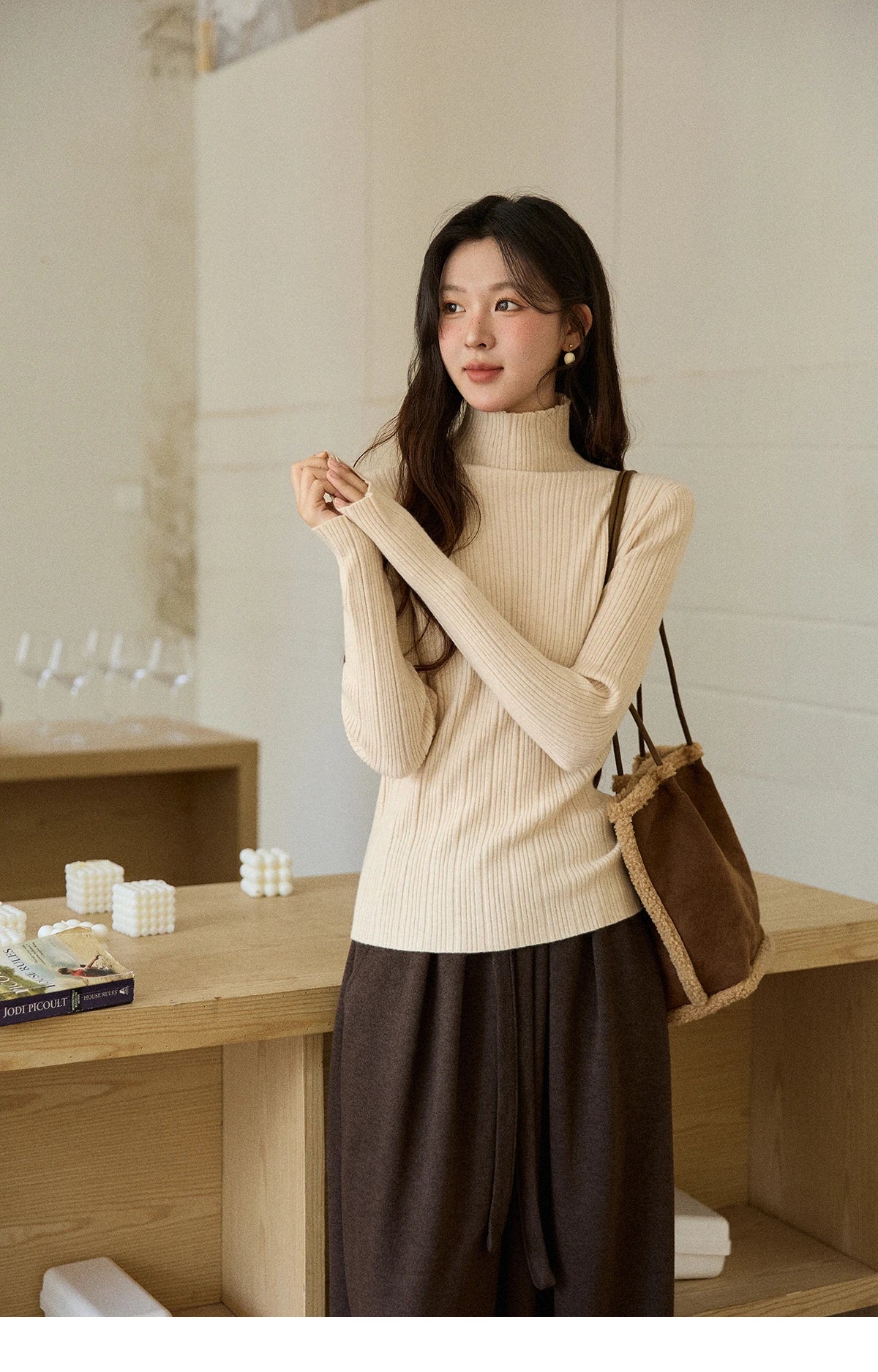 MISHOW Women's Long-sleeved Tops 2025 Winter Simple Solid Turtleneck Sweater Vertical Ribbed Slim Fit Casual Top MXE86Z2656