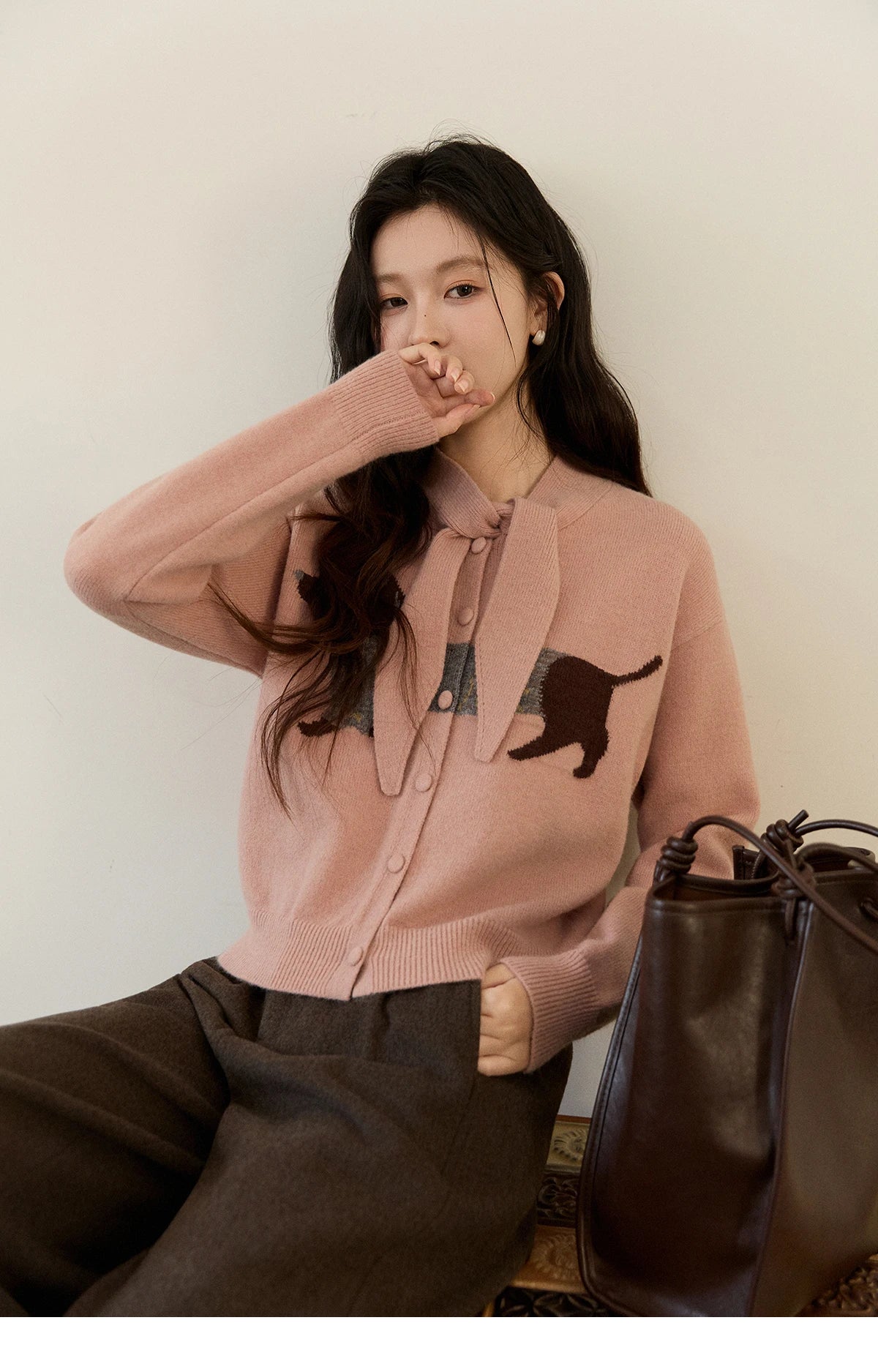 MISHOW Women's Pink Knit Cardigan 2025 Autumn Winter Dachshund Pattern Bow Collar Sweaters Single-breasted Loose Tops MXE94Z2997