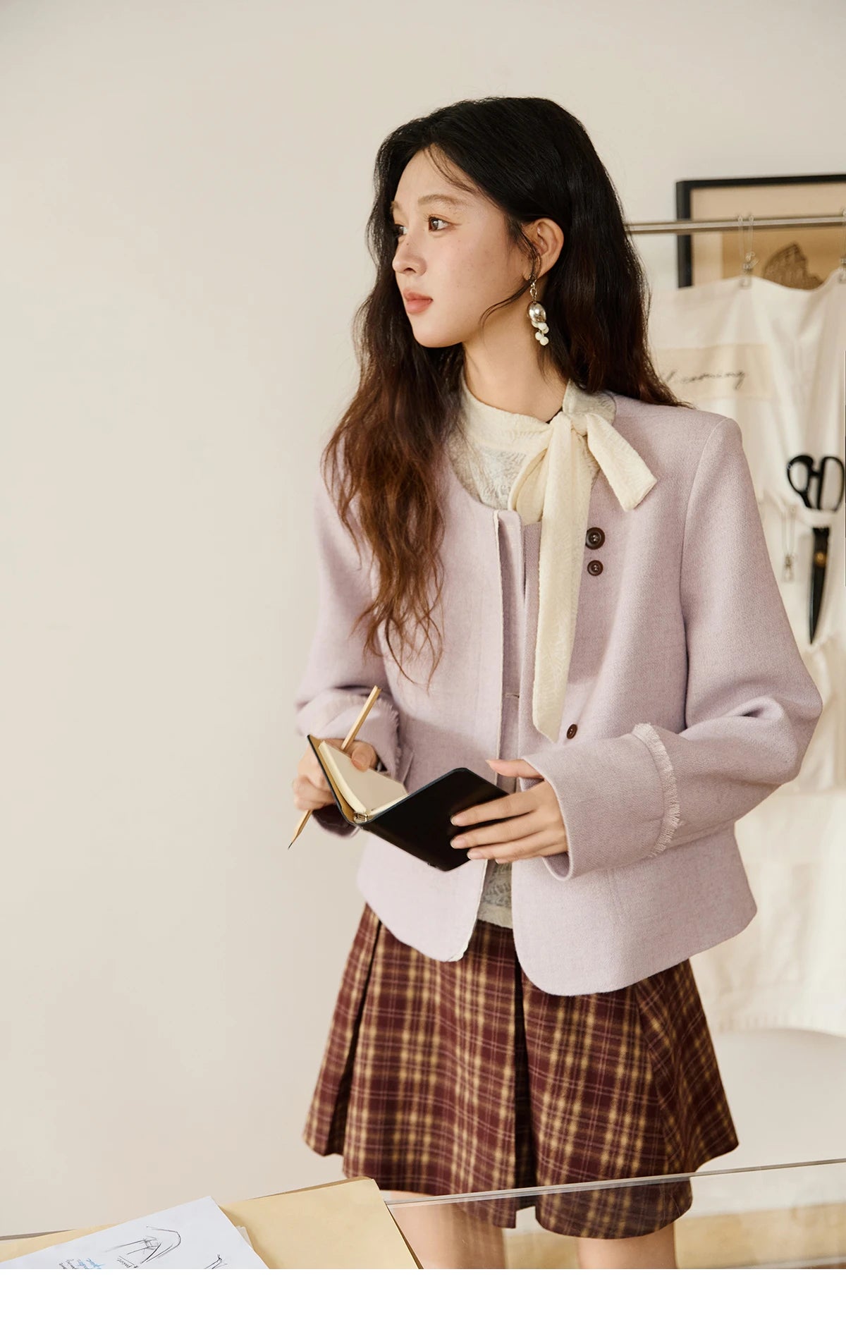 MISHOW Purple Woolen Coat for Women Autumn 2025 Slanted Placket Splicing Lace Coats Shoulder Pads Retro Short Jackets MXE47W0840