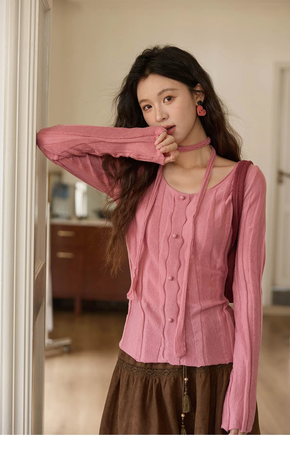 MISHOW Women's Wool Blend Knitted Top 2025 Autumn French Slim Scoop Neck with Draped Tie Soft Solid Pullover Top MXE42Z1322