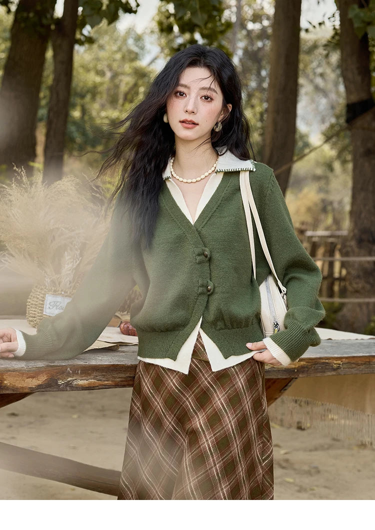 MISHOW Fake Two-piece Sweater Women Fashion Splicing Lapel Knitwear 2024 fall winter New Design Retro V-neck Cardigan MXD41Z0712