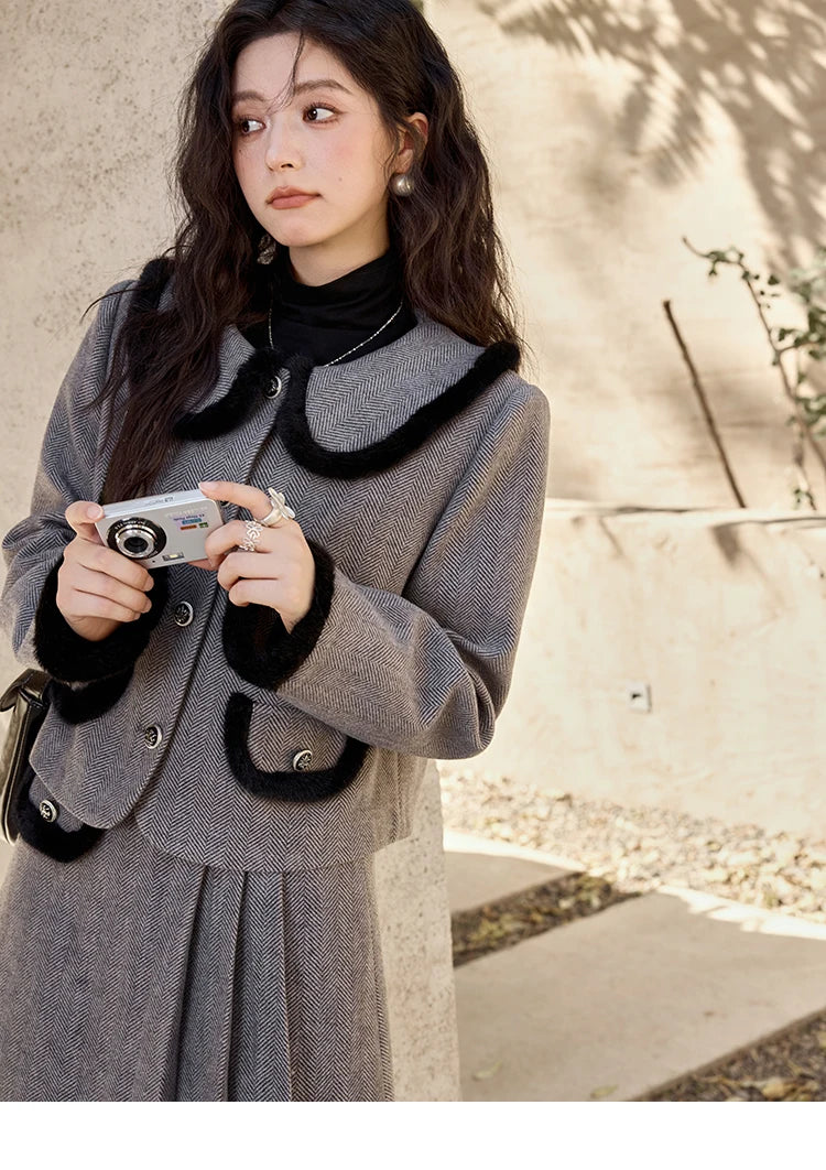 MISHOW Plaid Tweed Jacket Short Skirt Separately Women 2024 Winter Fashion Korean Collar Jacket Half Pleated Skirt MXD43W0442