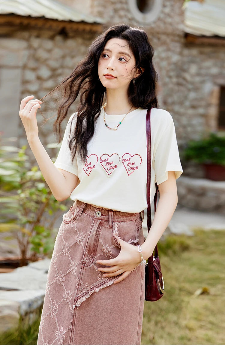 MISHOW Apricot Short Sleeved T-shirt Women 2025 Spring New Casual Versatile Heart Print Positive Shoulder Tops Outer MXE11T0491