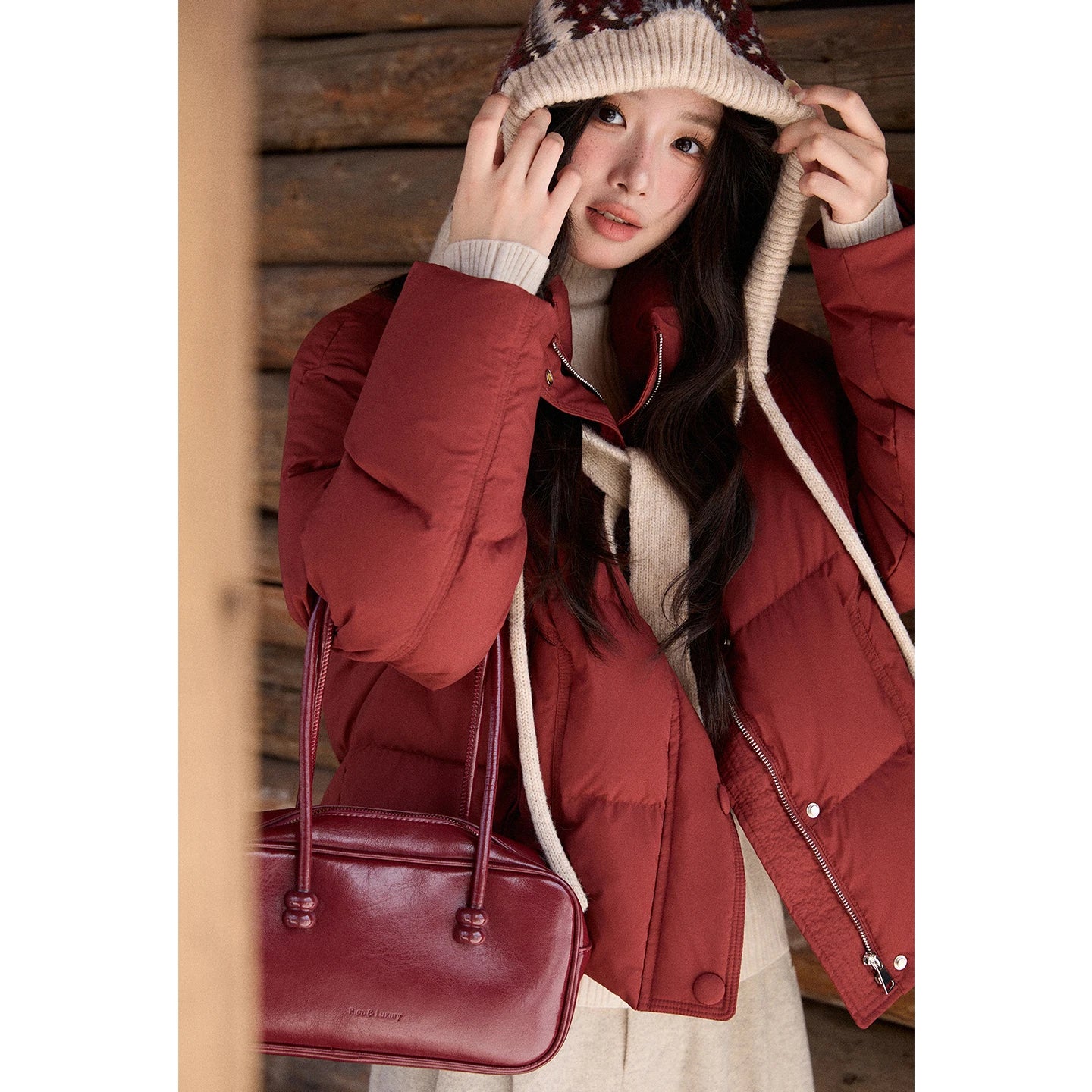 MISHOW Christmas Down Jacket with Jacquard Hat Winter 2025 90% White Duck Down Warm Coats Stand Neck Solid Down Coat MXE90Y0086