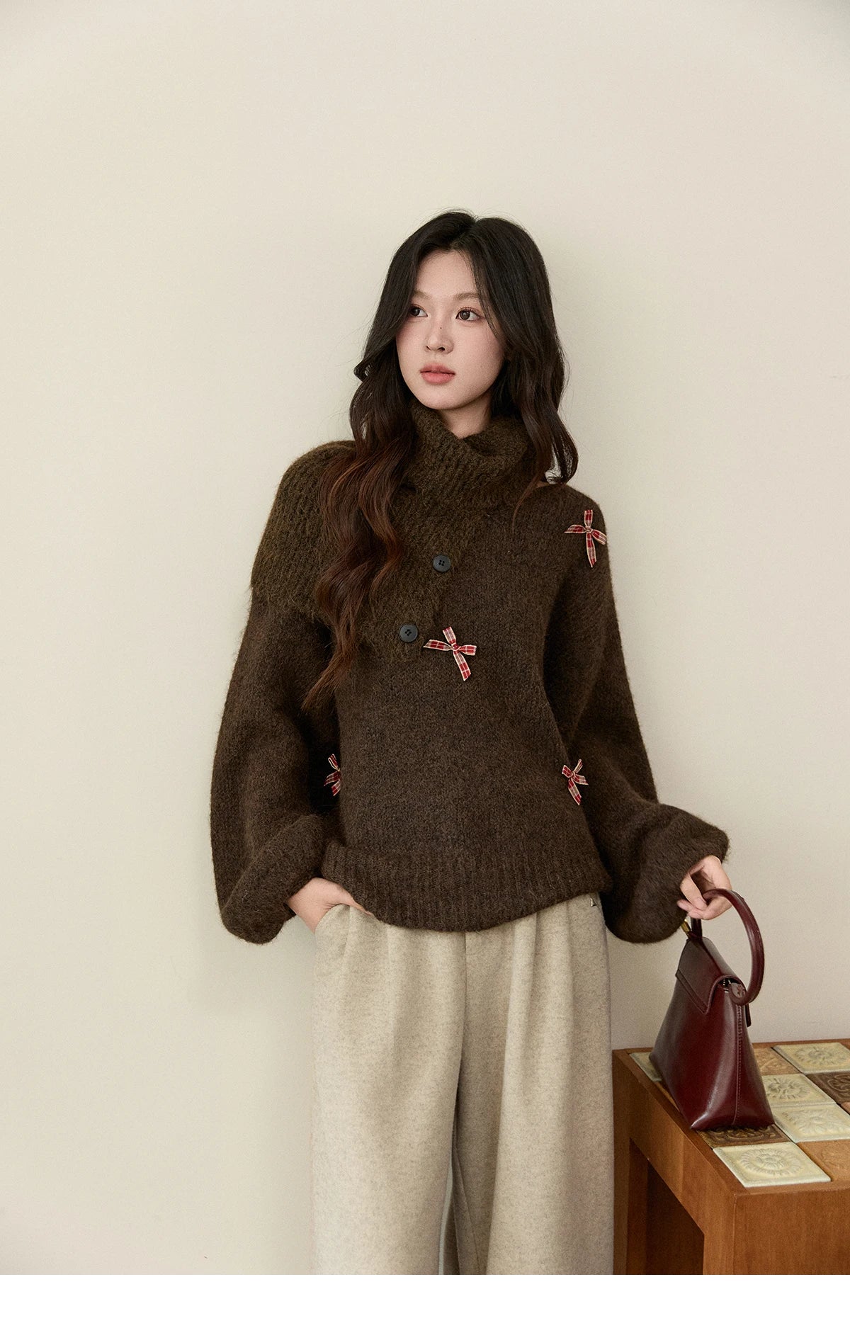 MISHOW Women's French Retro Plaid Bow Sweater 2025 Winter Detachable Shawl Collar Thick Lantern Sleeve Knitted Tops MXE93Z2946