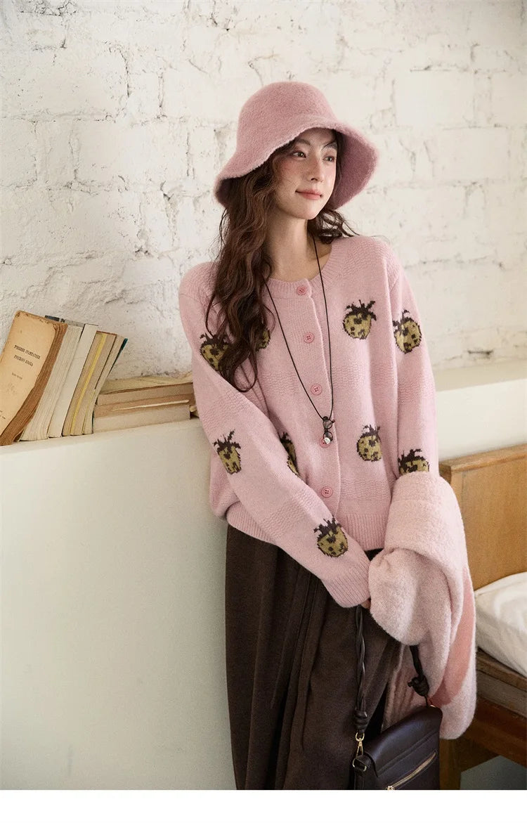 MISHOW Cardigan Women 2025 Autumn Winter Fashion Fuuny Pineapple Jacquard Round Neck Single-breasted Sweater Woman MXE87Z2752