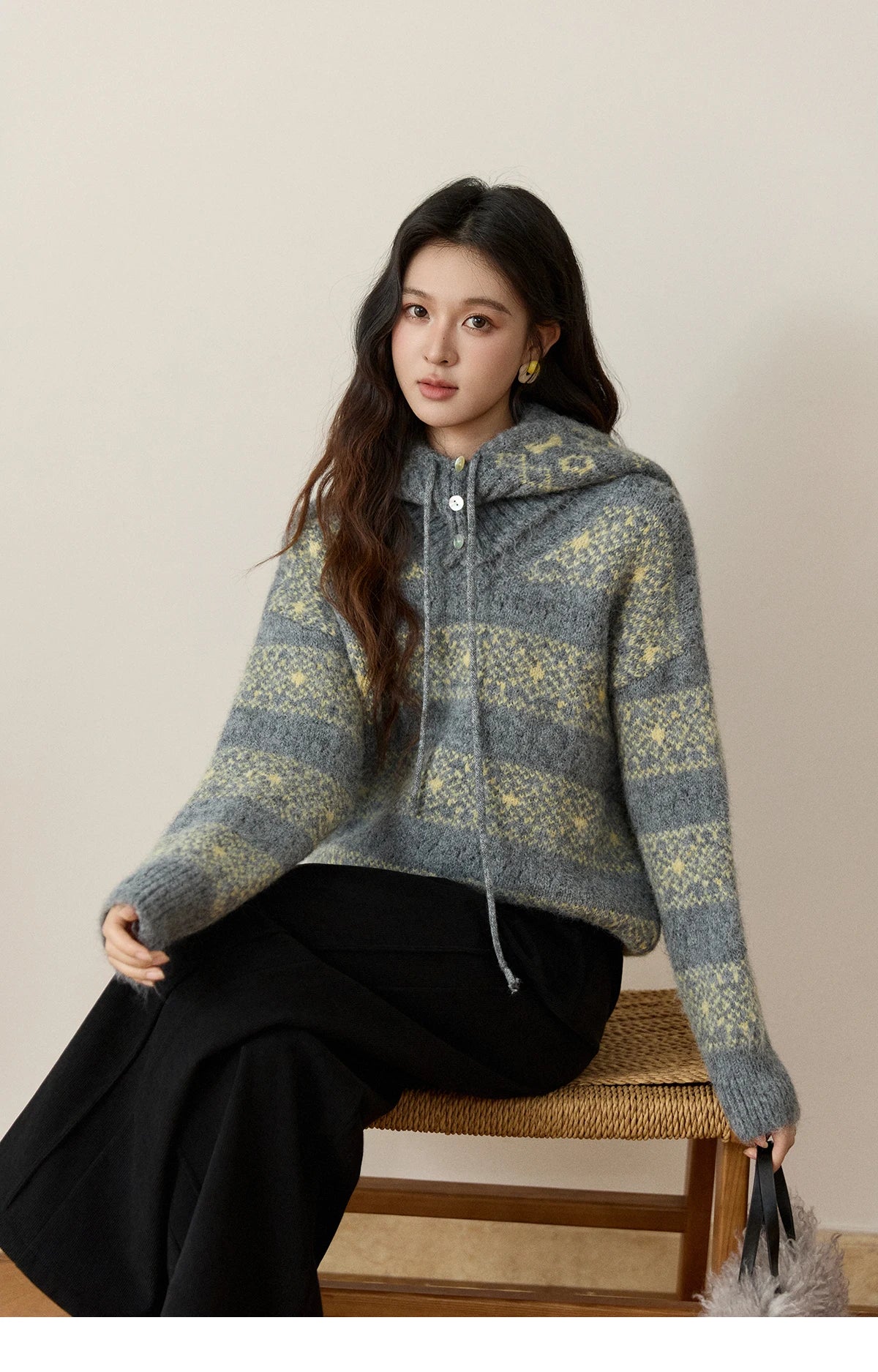 MISHOW Women's Fair Isle Knitted Sweater 2025 Winter V-neck Wool Blend Casual Tops Removable Hood Warm Loose Sweaters MXE94Z2979