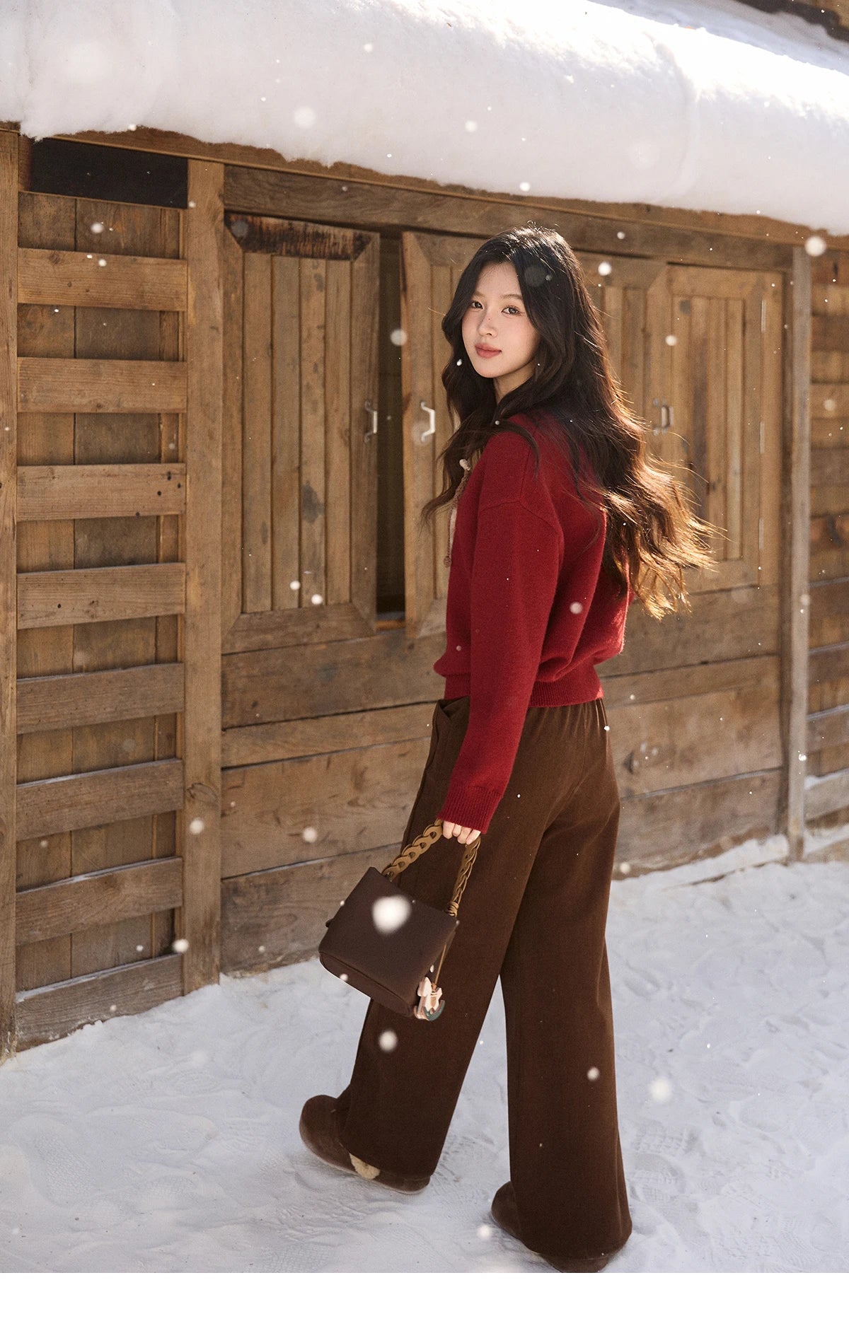 MISHOW New Year Women's Red Knitted Sweater 2025 Autumn Winter Dog Pattern Crew Neck sweaters Warm Loose Pullover Top MXE93Z2811