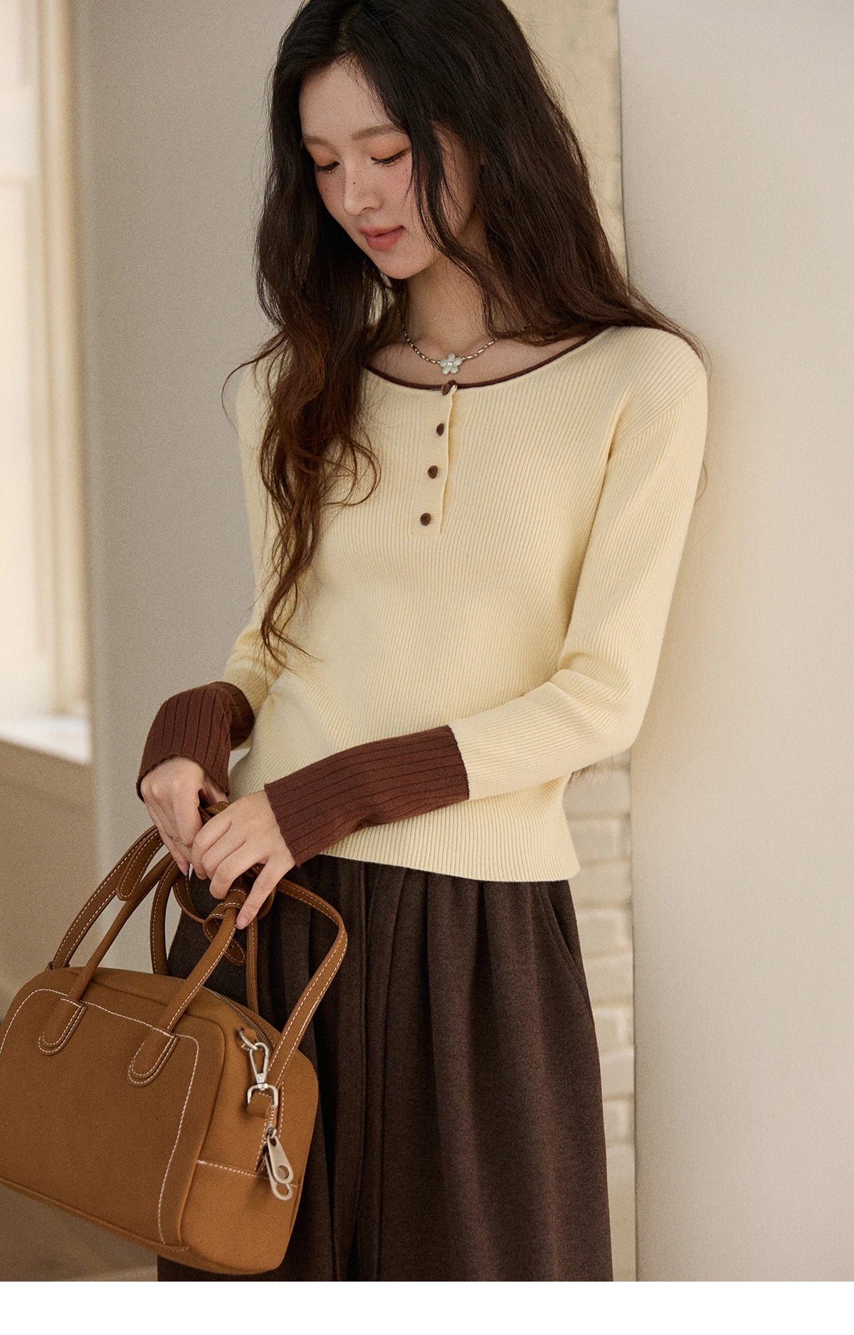 MISHOW Long Sleeves Sweater Women 2025 Winter New Retro Contrast Color Crew Neck Knit Top Comfortable Slim Sweater MXE89Z2639