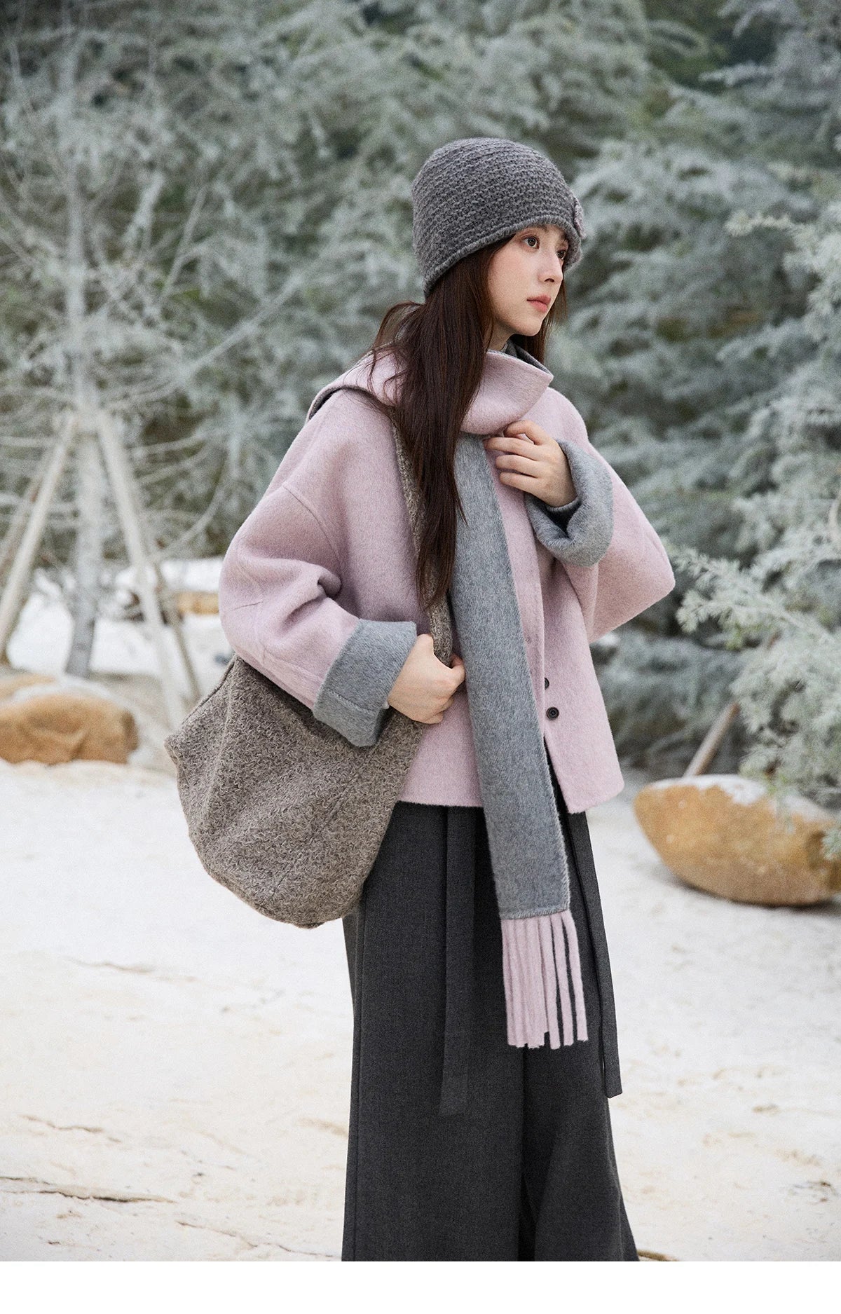 MISHOW Women's Tweed Wool Double-Faced Short Coat with Scarf 2025 Winter Loose Warm Outerwear O-neck Coat Office Lady MXE86W0977