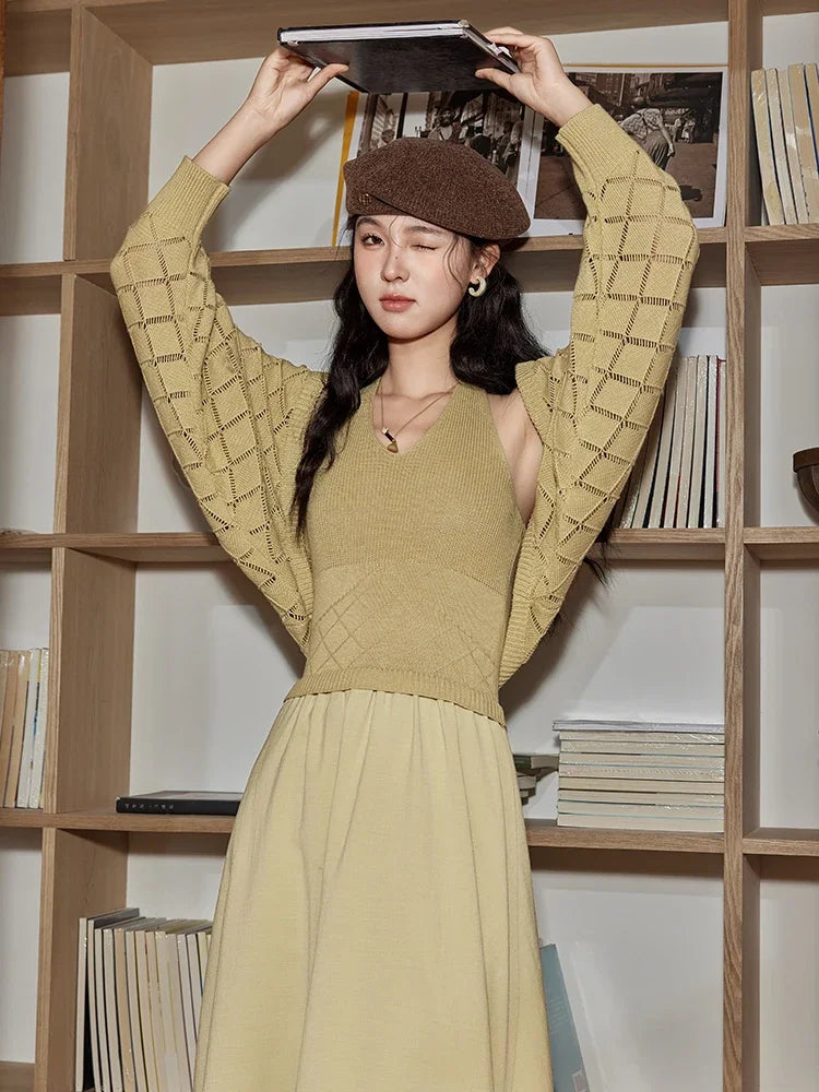 MISHOW Hanging Neck Dress Knitted Cardigan Separately 2024 Autumn Hollow Short Top Knitted Patchwork Sleeveless Dress MPD42L2040