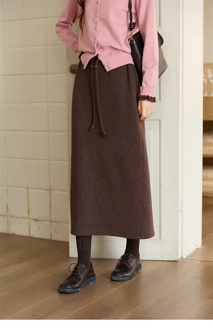 MISHOW Woman Brown Skirt 2025 Retro High Waist Loose Fitting Half Body Skirt with Back Split Straight Leg Long Skirt MXE90B2447