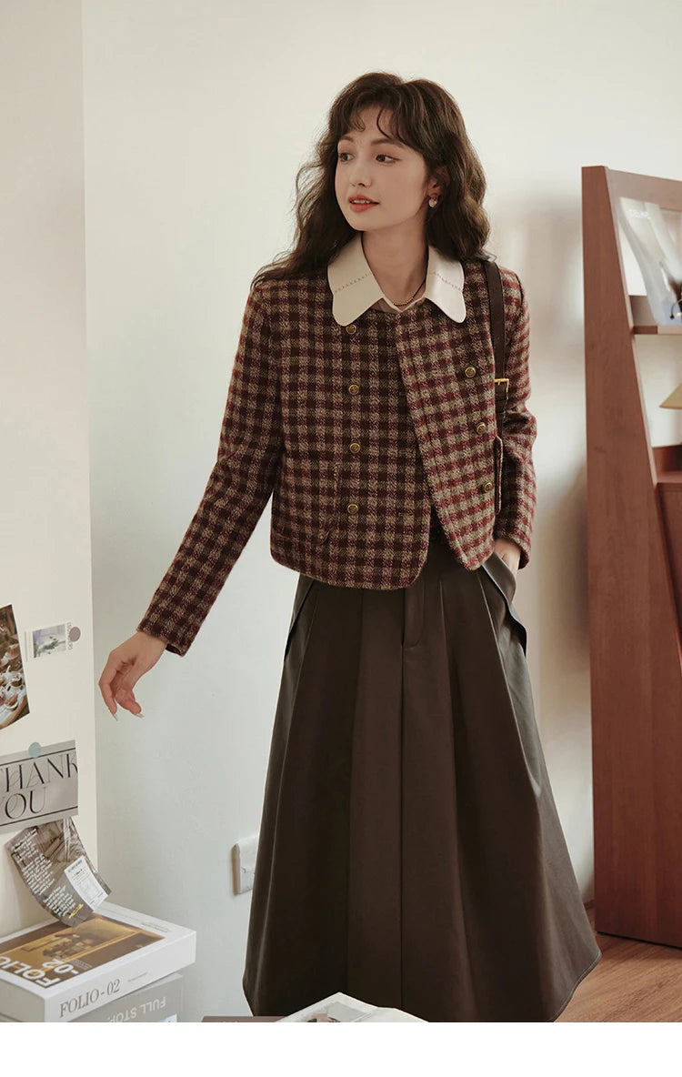 MISHOW Women's Vintage Plaid Coat 2024 Autumn French Single Breasted Crew Neck Crop Woolen Tops Office Lady Outerwear MXC48W0175