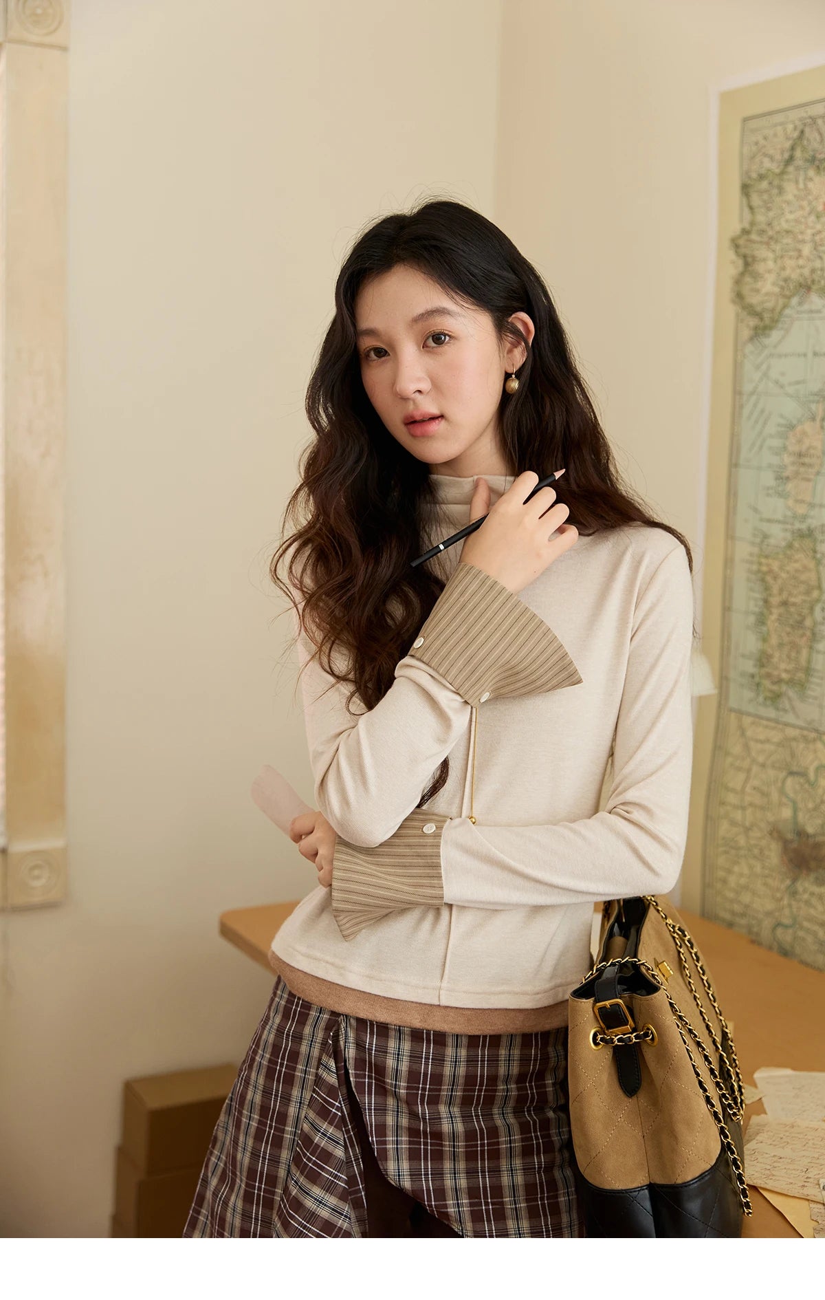 MISHOW Knitted Tops for Women 2025 Autumn New Apricot Stand Collar Long Sleeves Slim Fit with Detachable Cuffs Tops MXE49Z2532